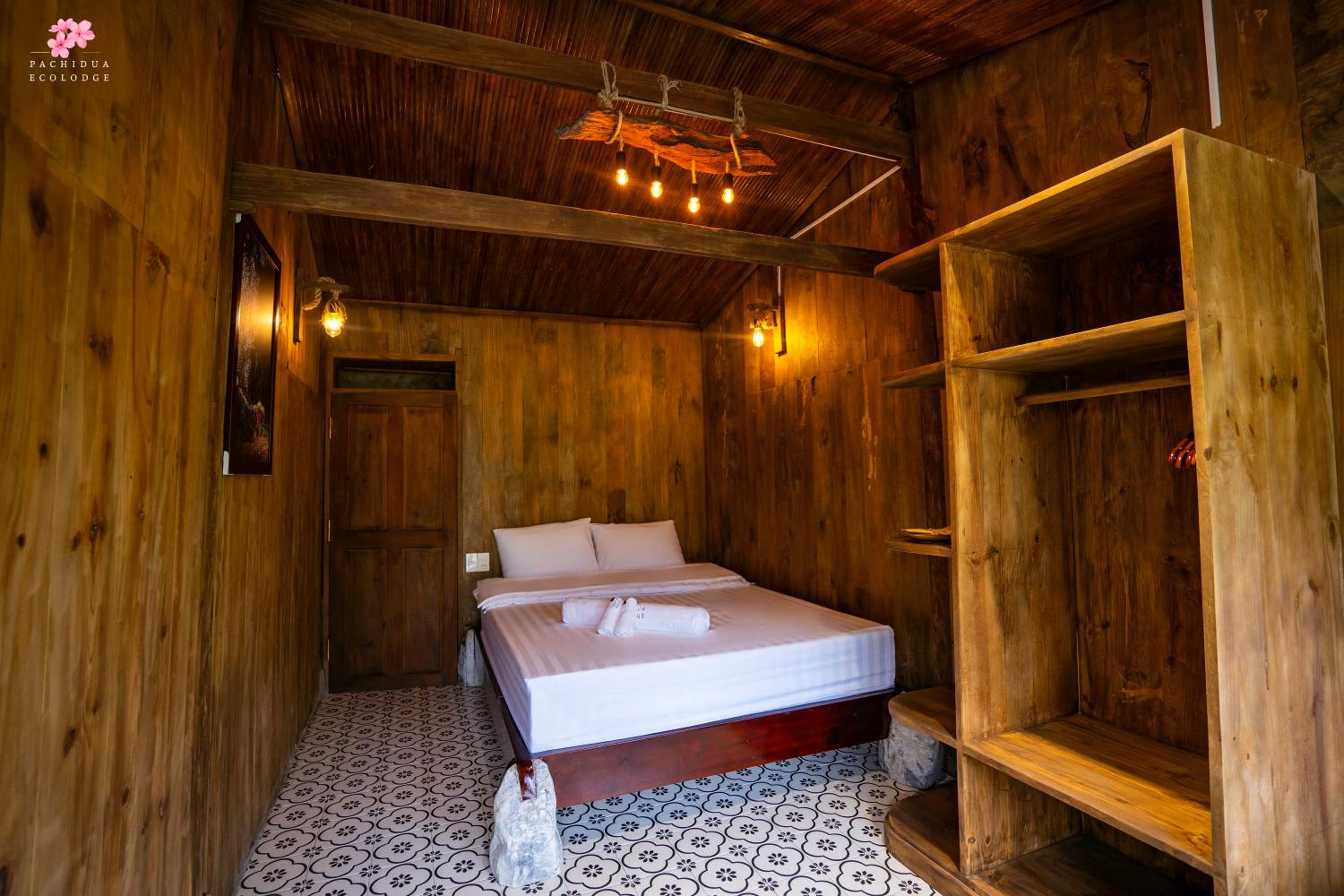 Double Room with Private Bathroom photo 2