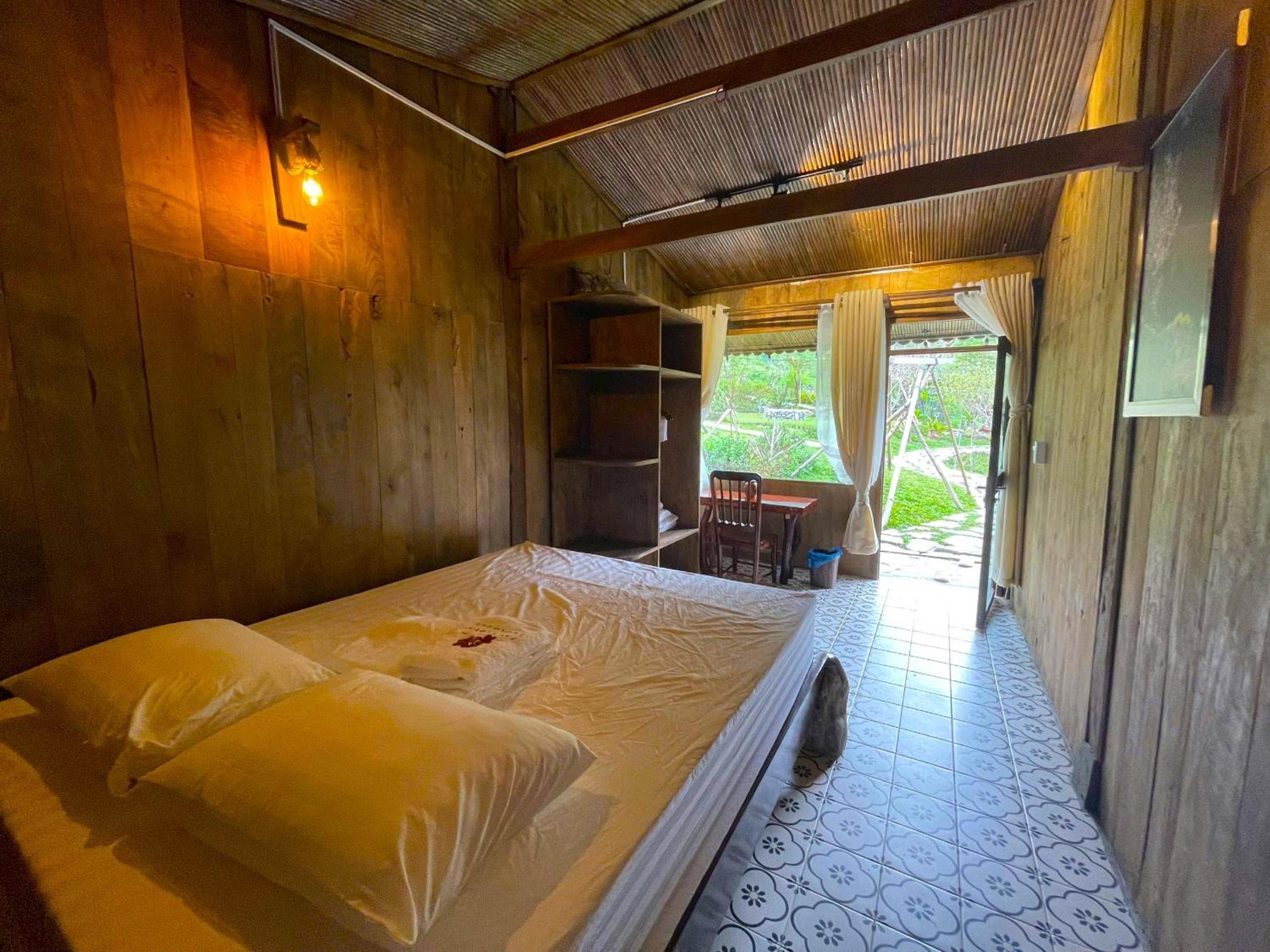Double Room with Private Bathroom photo 1