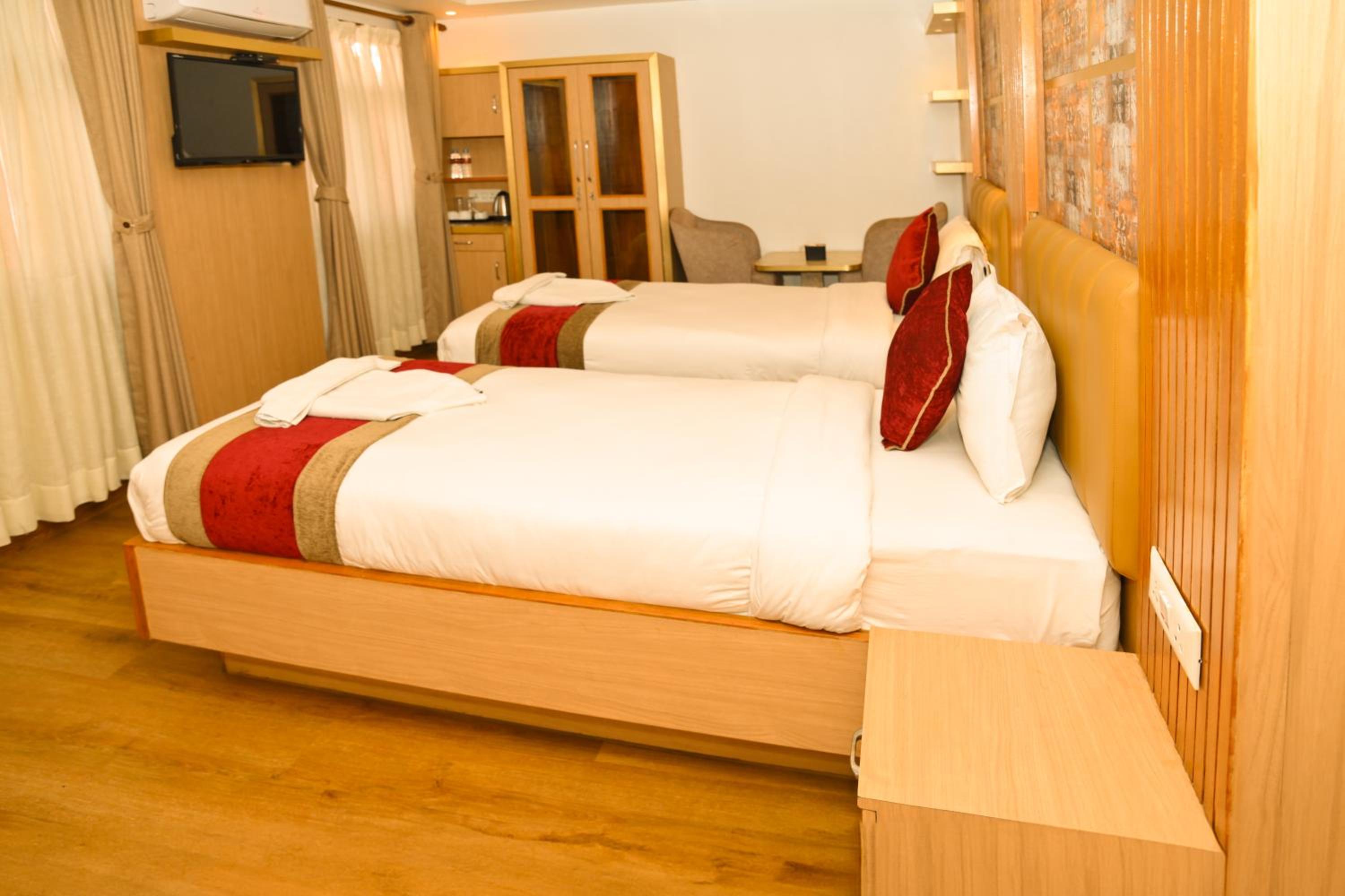 Deluxe Twin Room - Photo 5