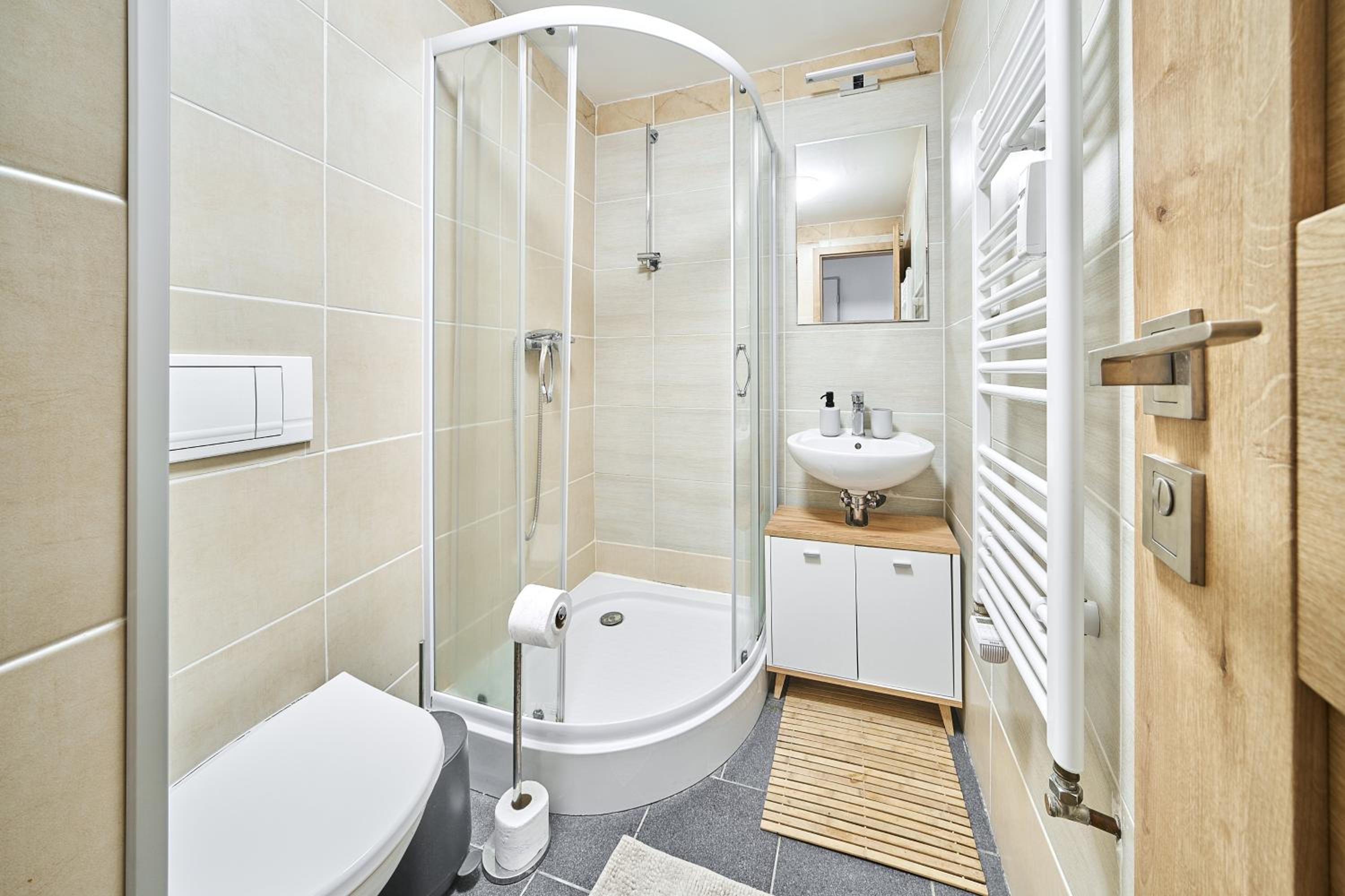 One-Bedroom Apartment - Photo 24