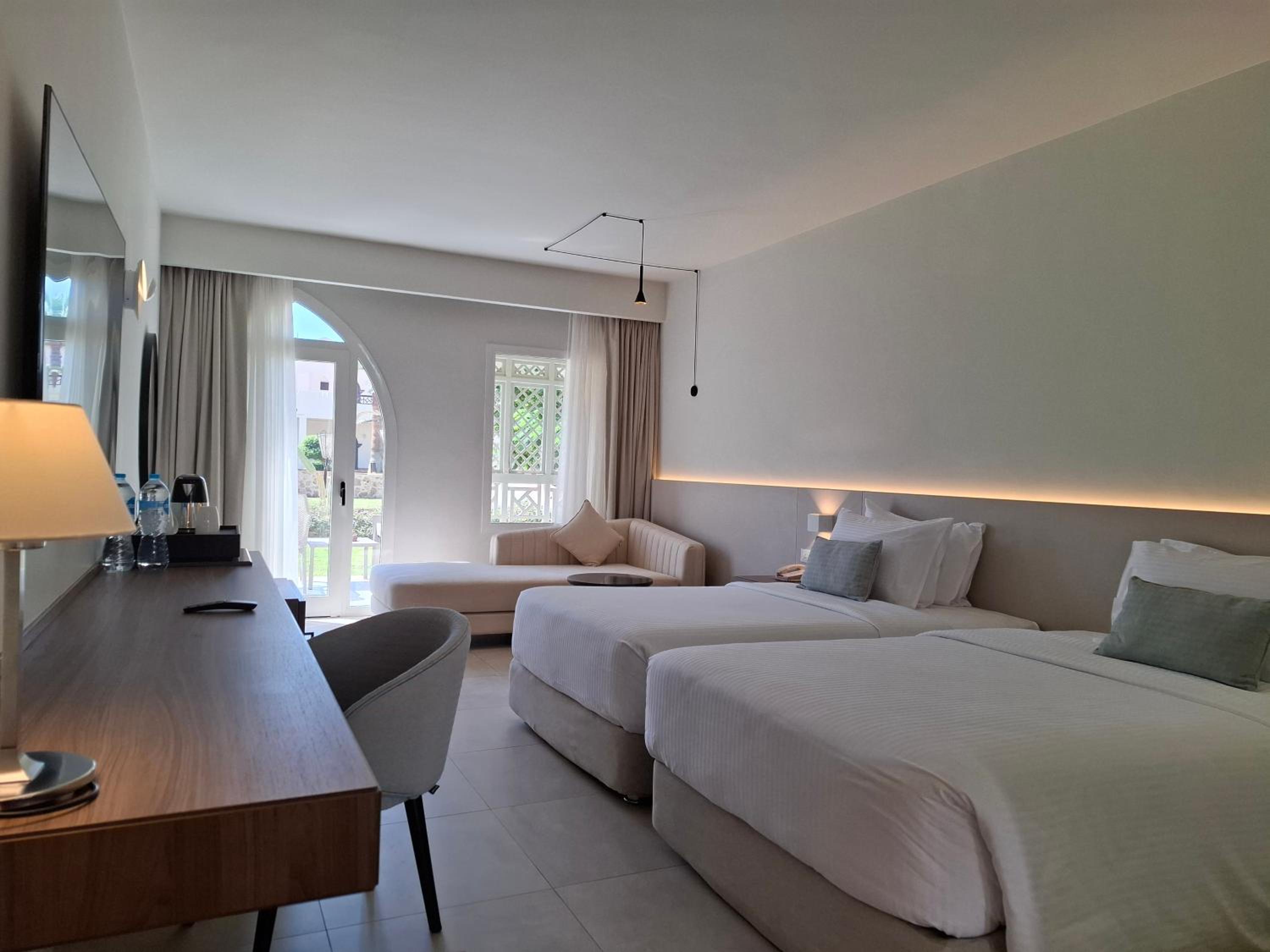 Deluxe Double Room with Sea View