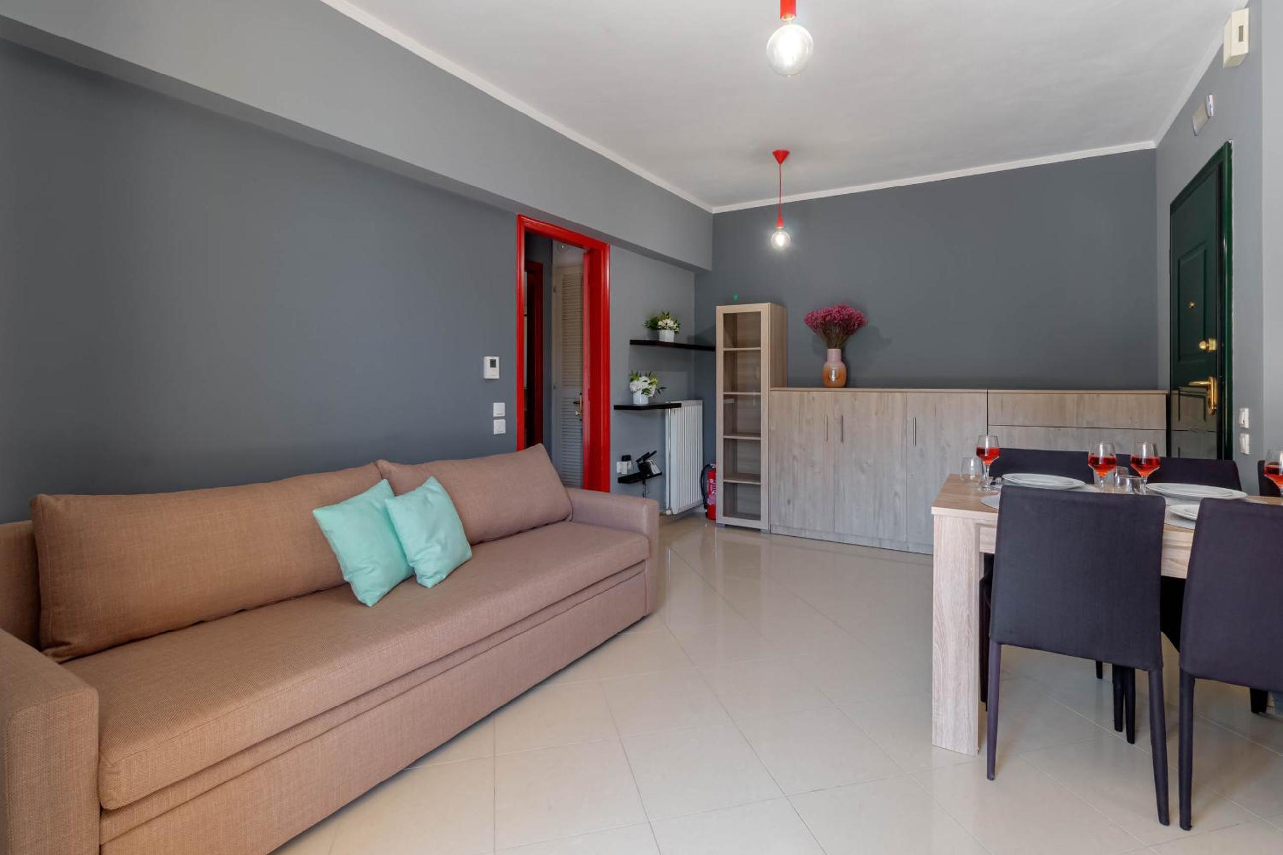One-Bedroom Apartment - Photo 19