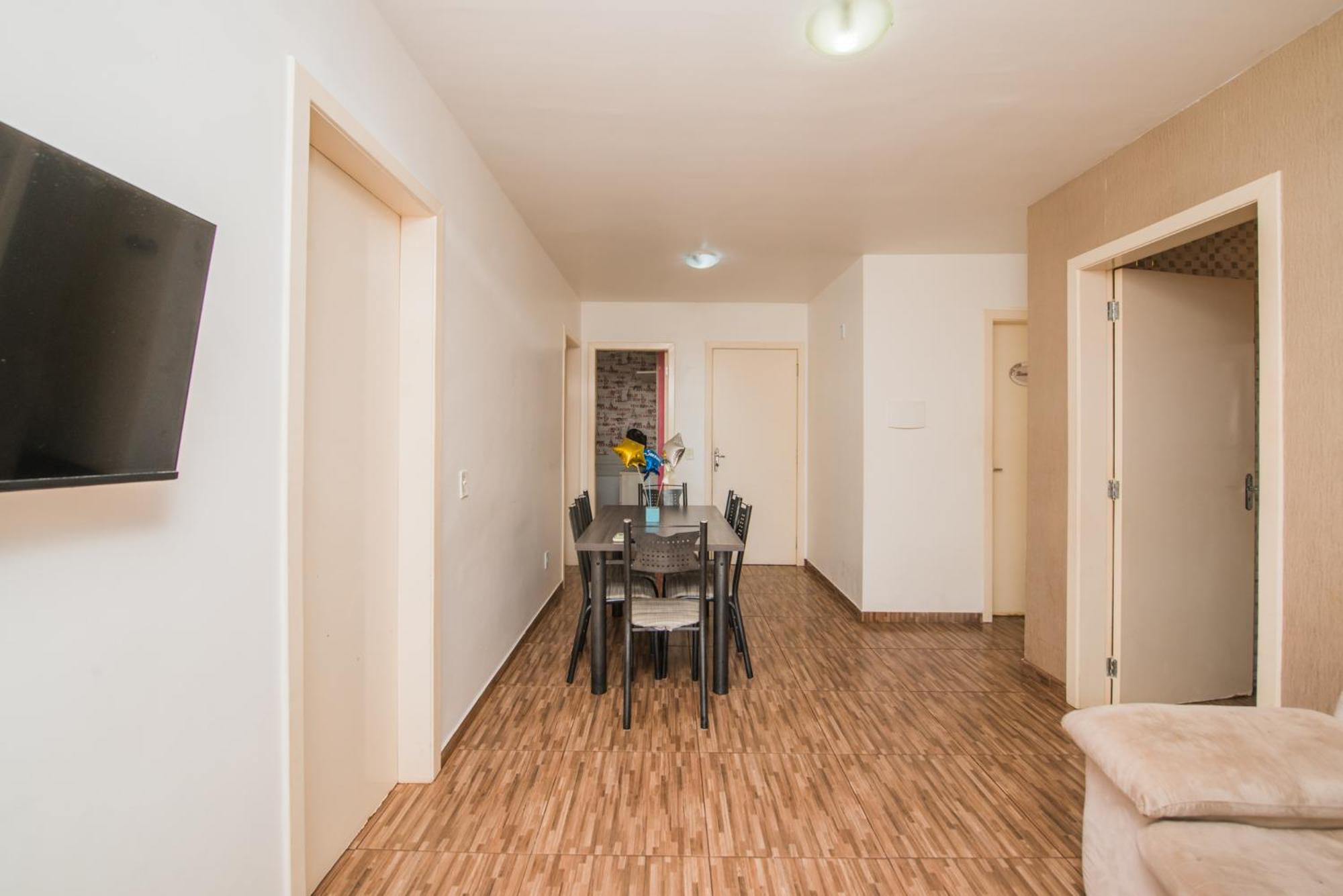 Apartment photo 2