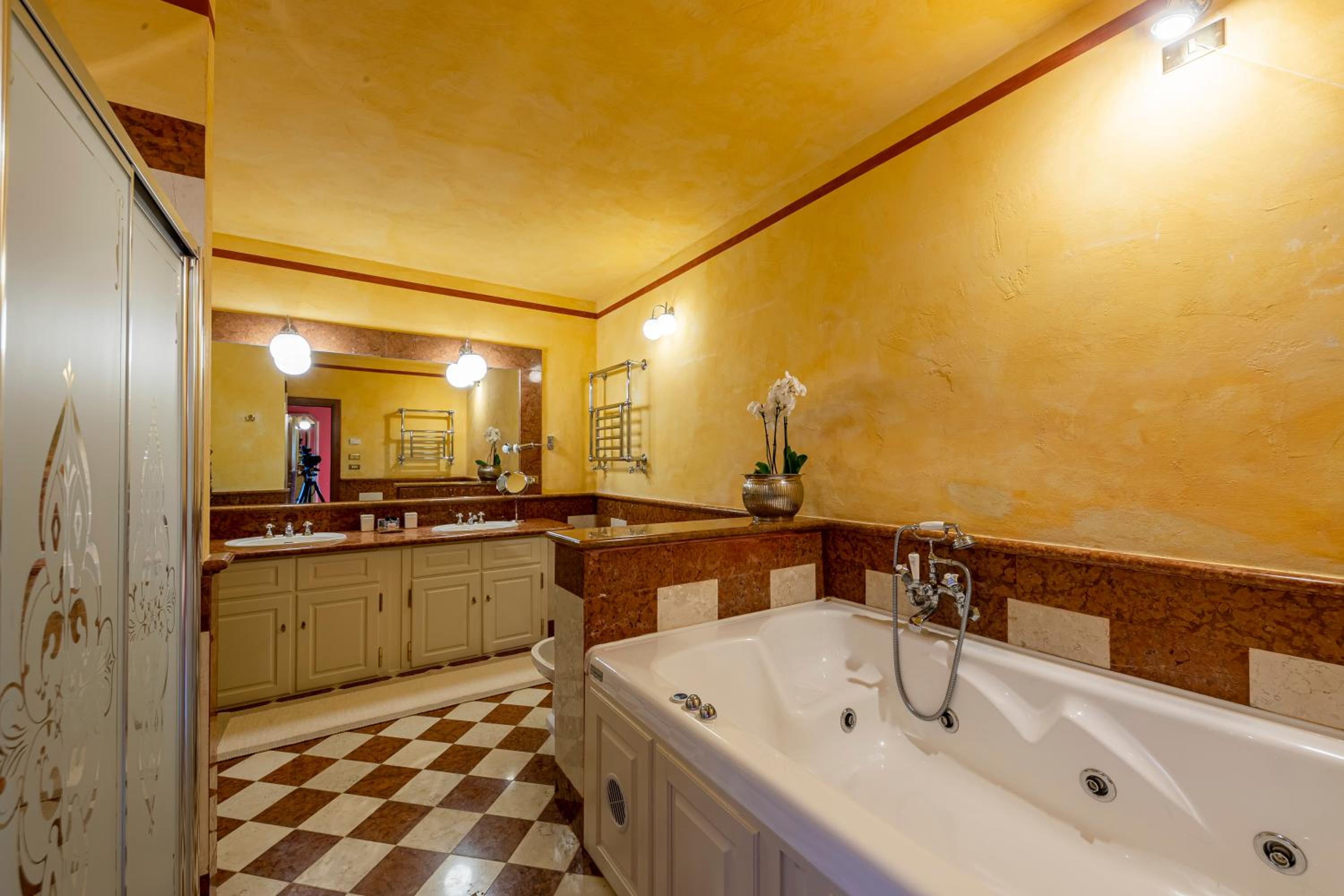 Family Suite photo 2