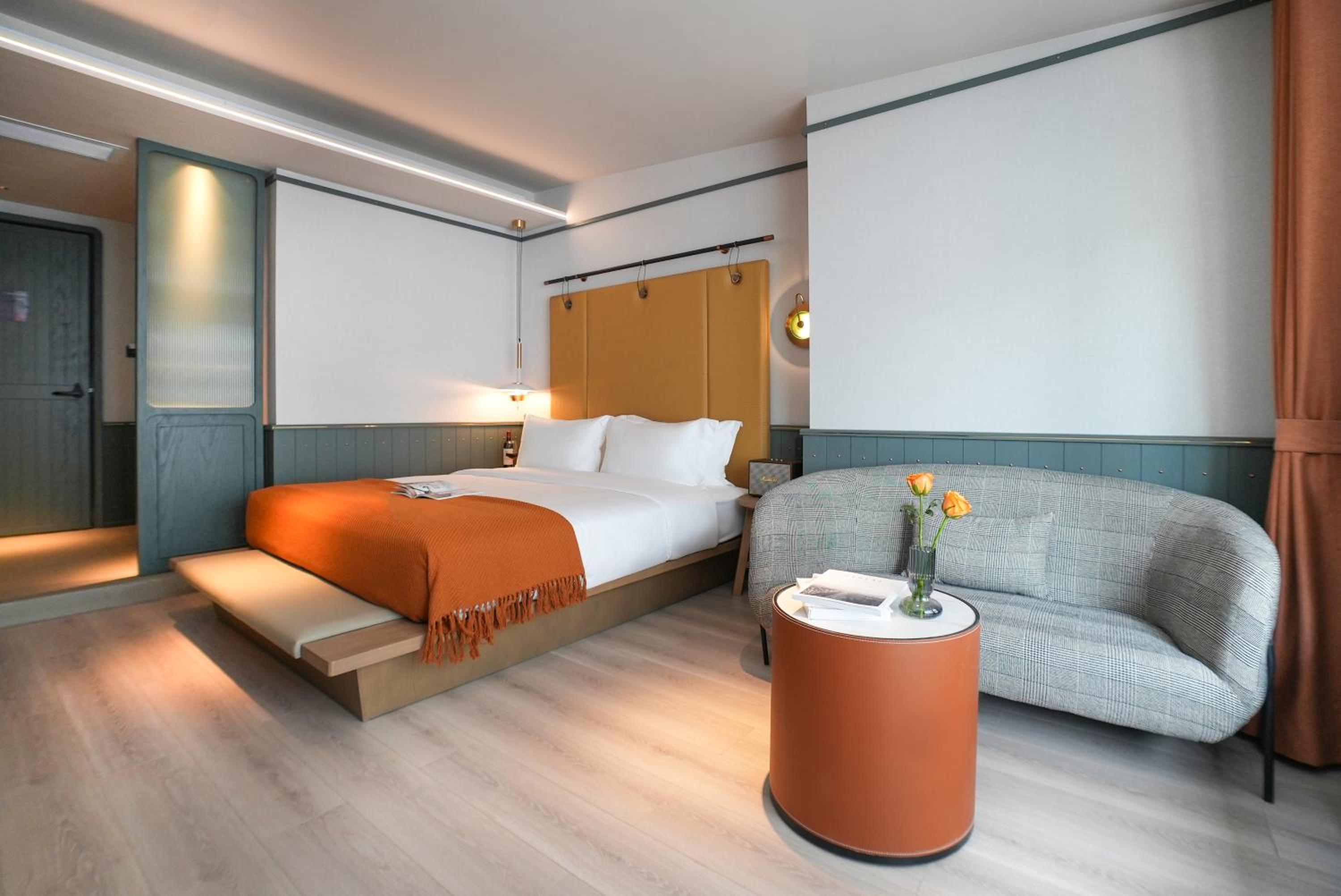 Large Double Room