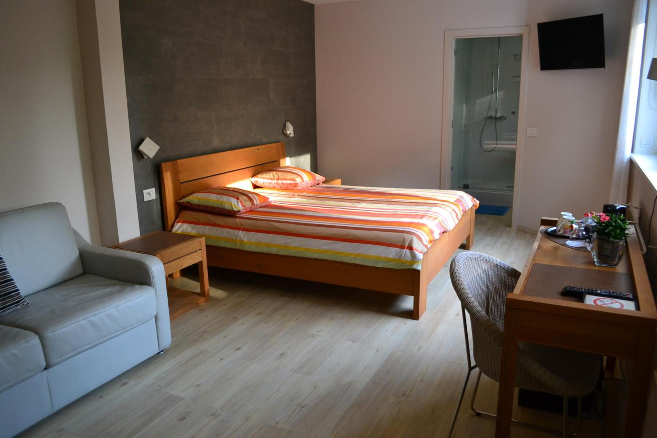 Triple Room with Garden View