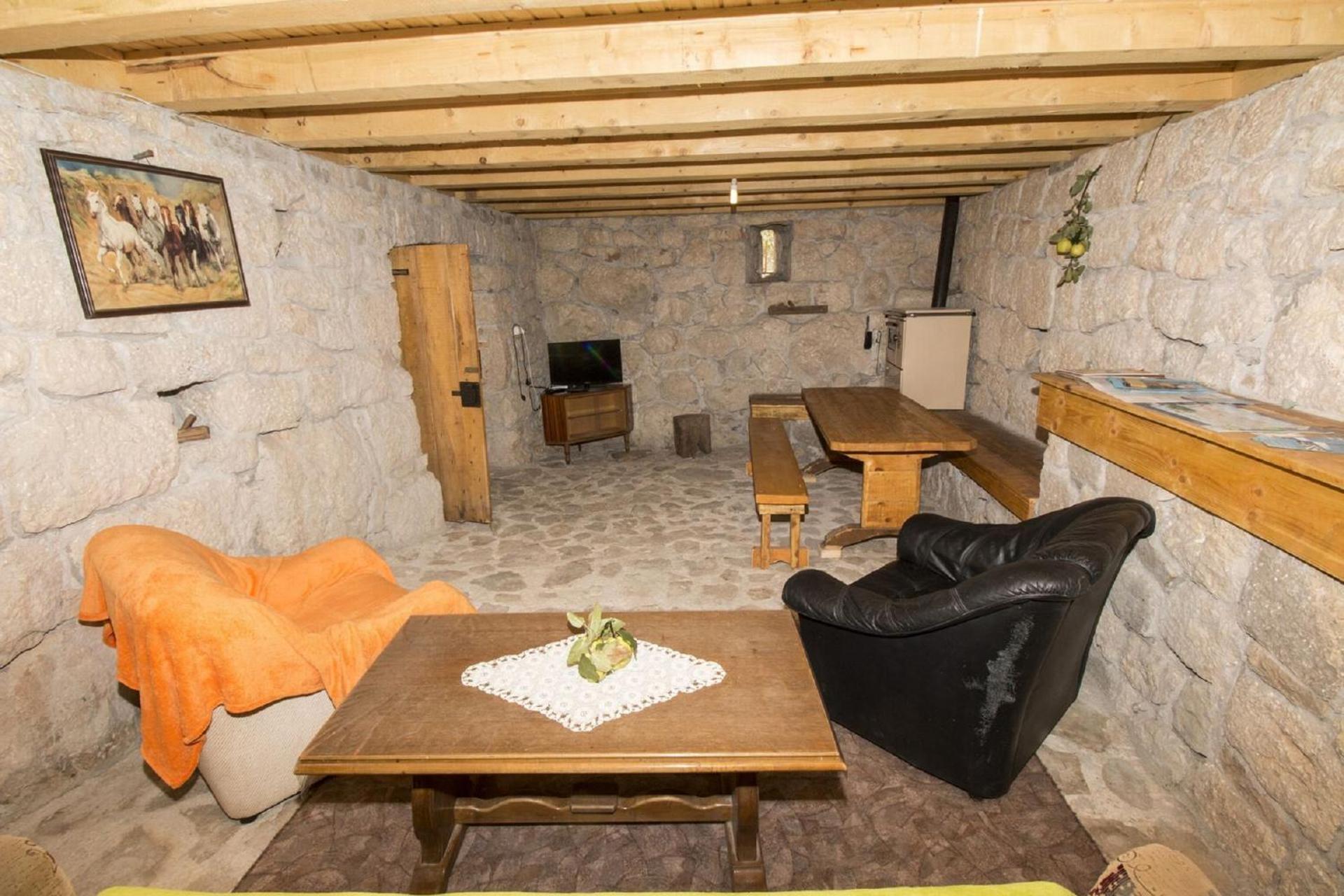 Two-Bedroom Holiday Home photo 2