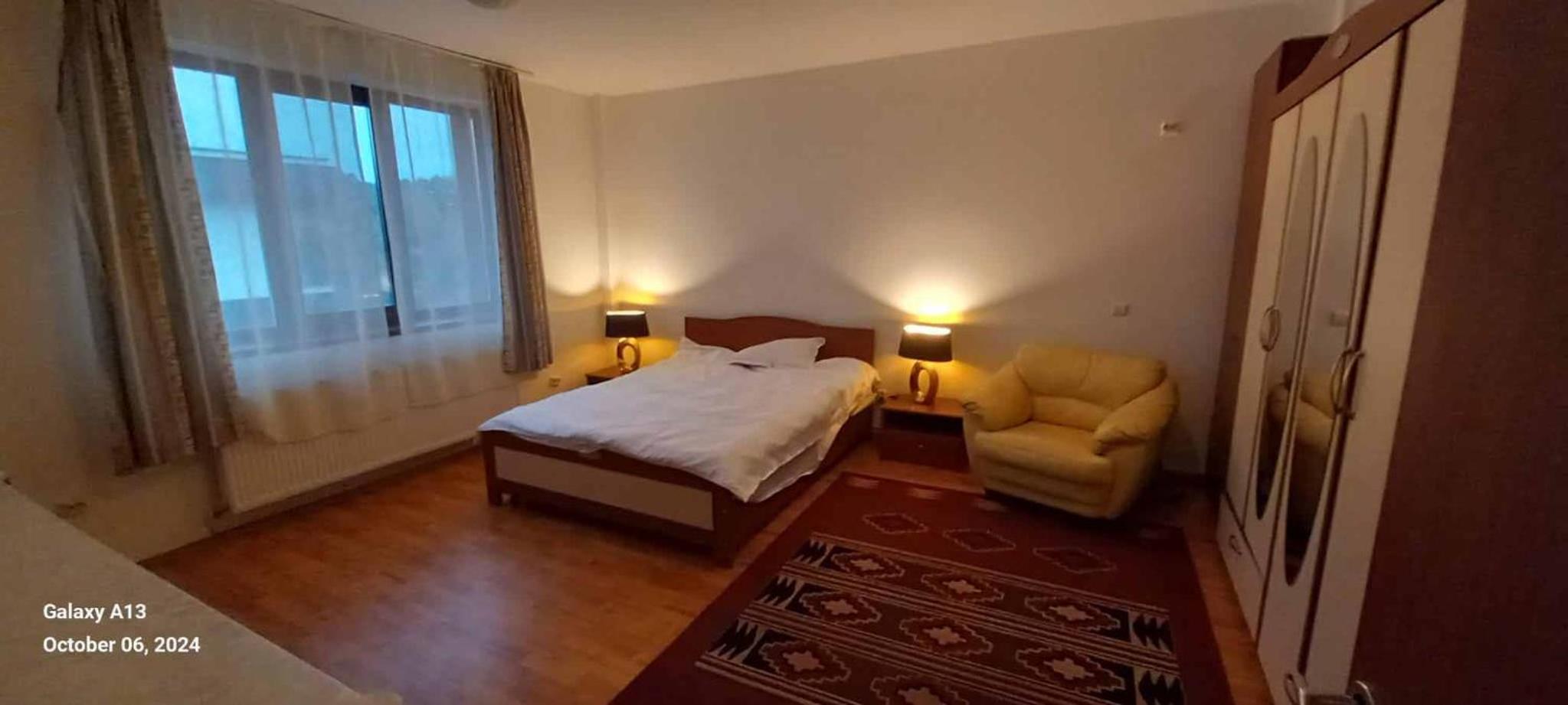 Two-Bedroom Deluxe Apartment with Balcony