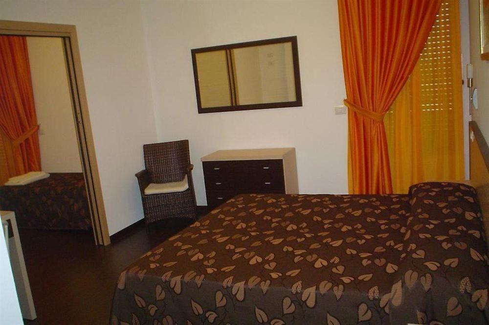 Suite With Spa Bath