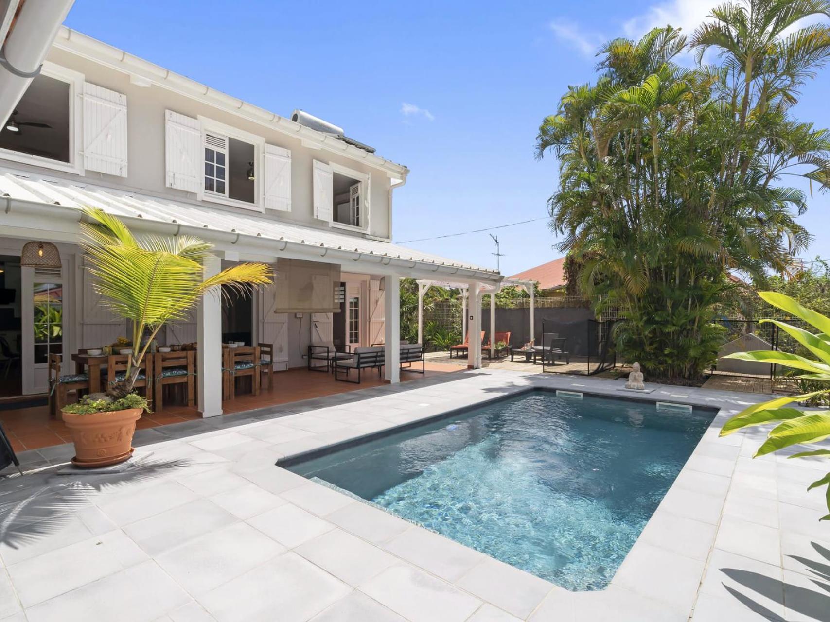 Villa photo 1