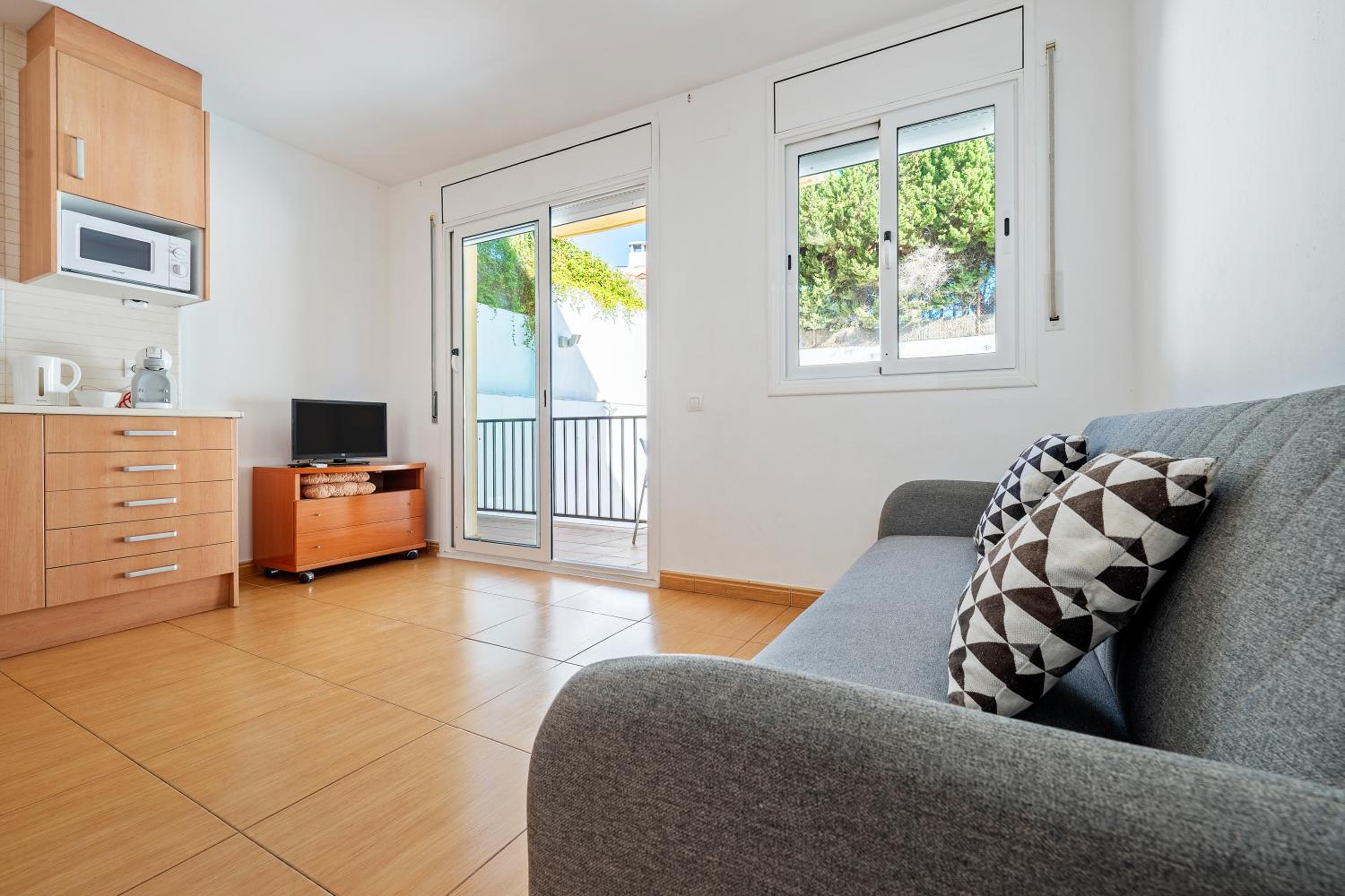 Superior One-Bedroom Apartment photo 2