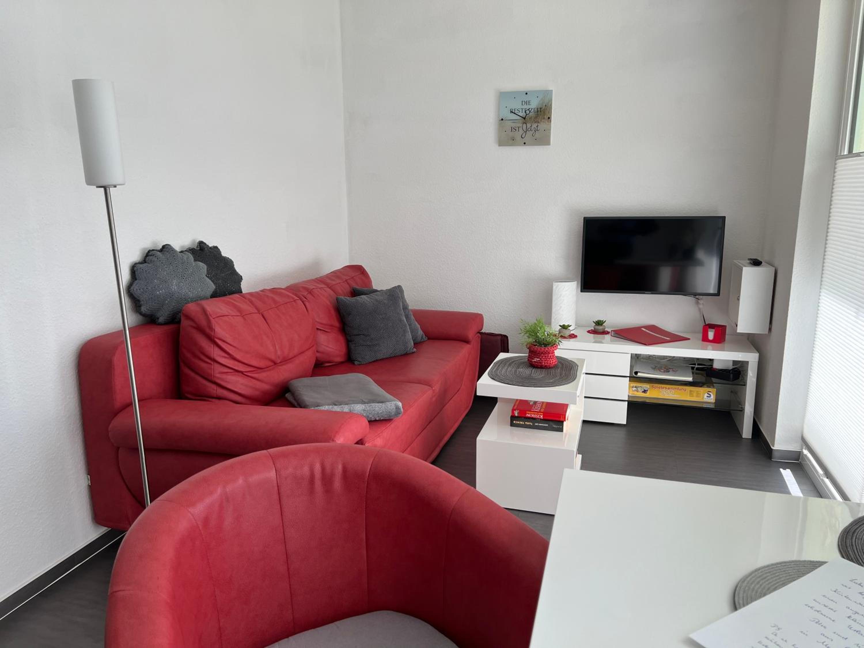 One-Bedroom Apartment with Terrace photo 1