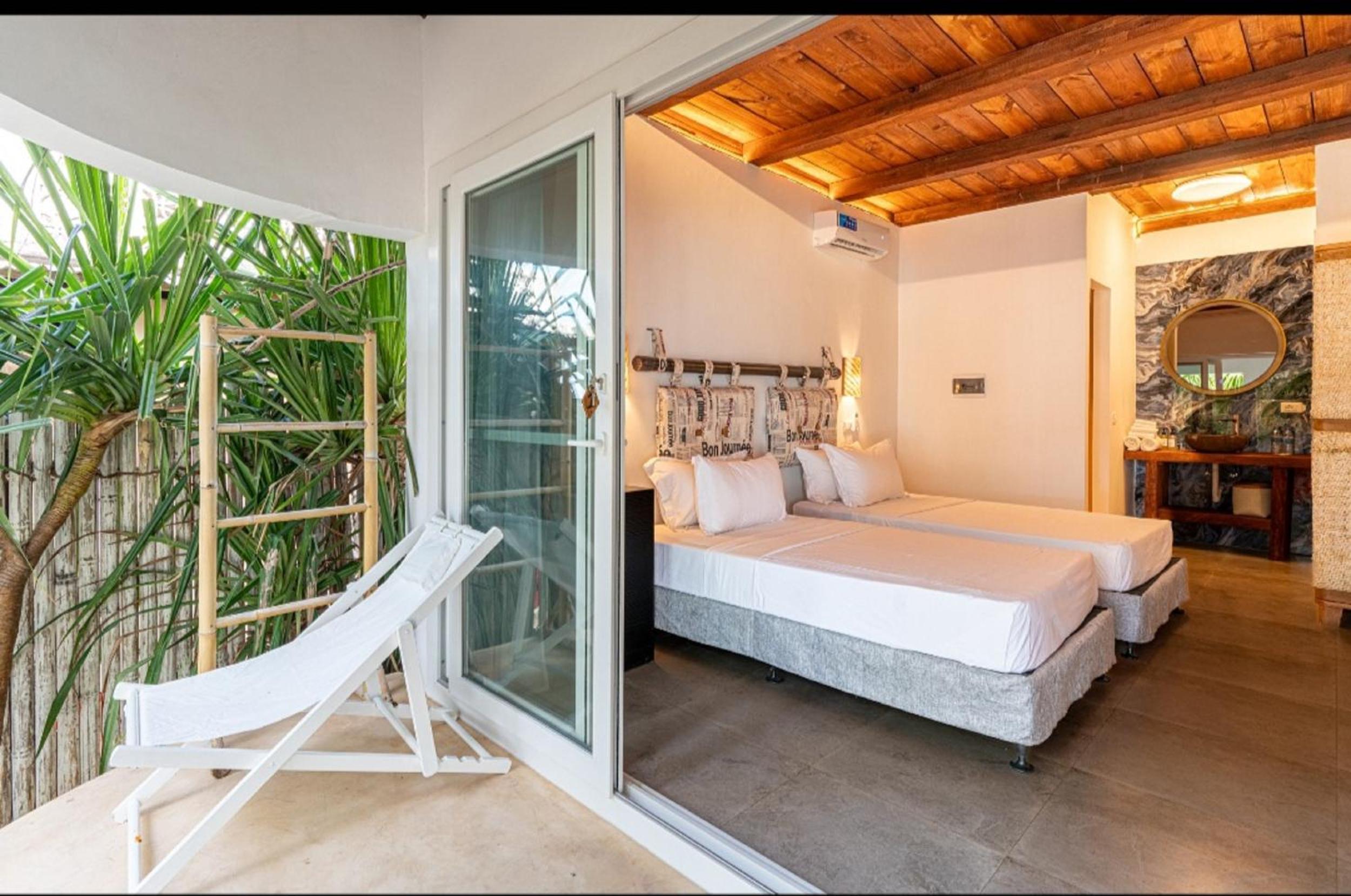 Deluxe Double Room photo 2