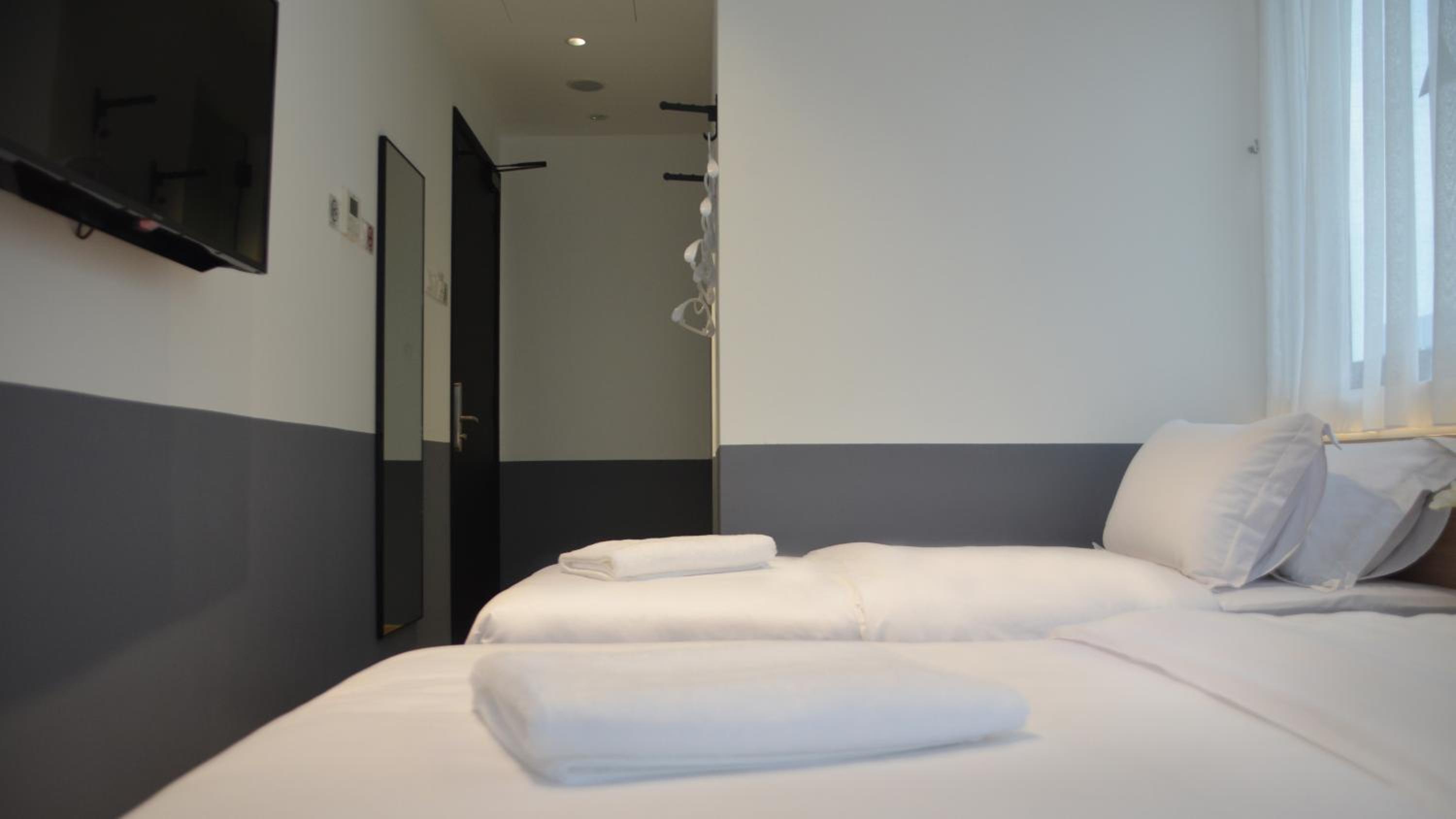Standard Twin Room photo 3