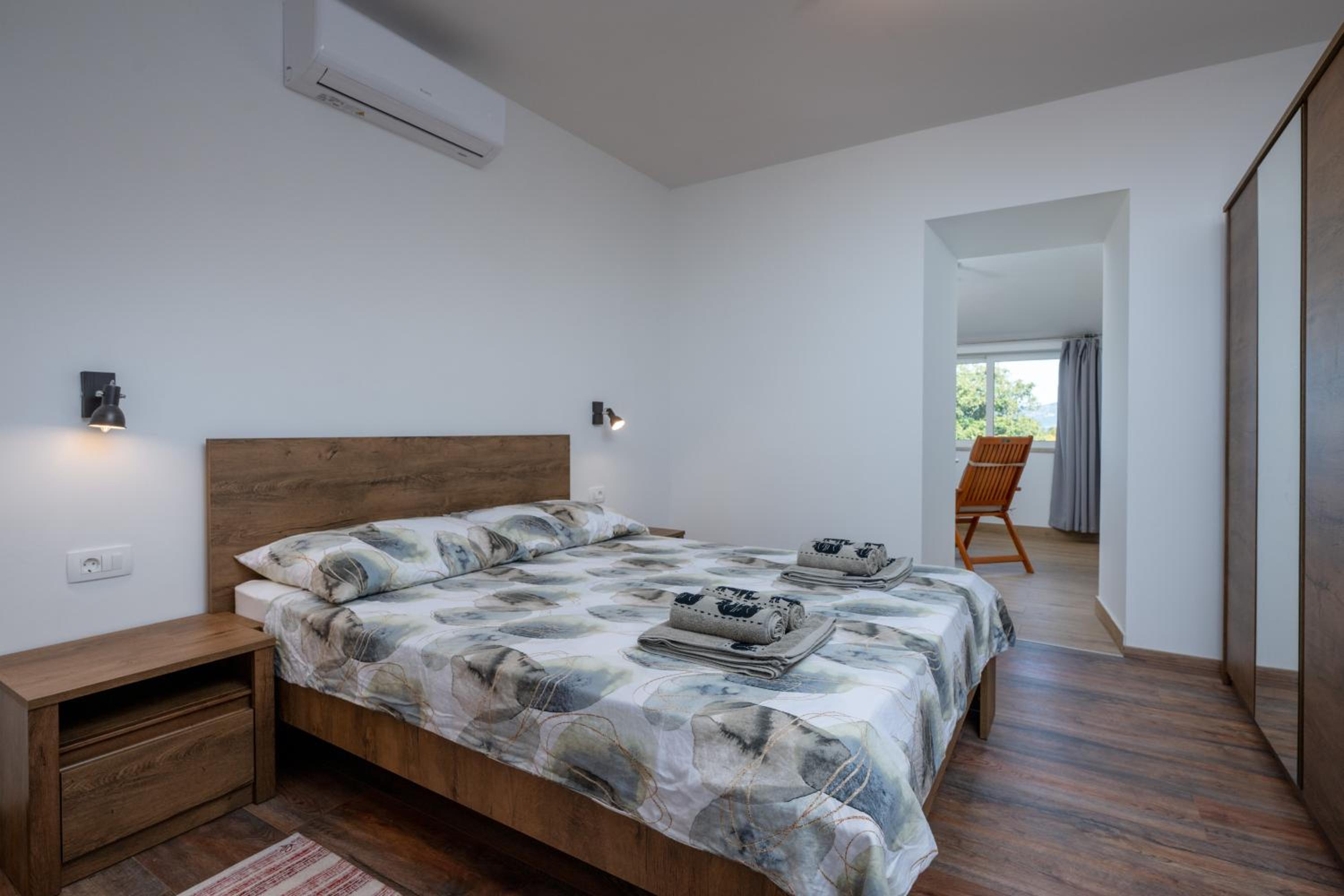 Villa photo 1