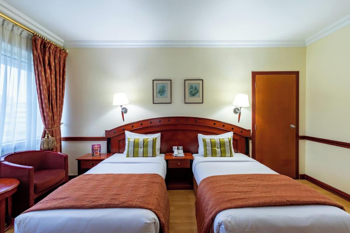 Standard Twin Room