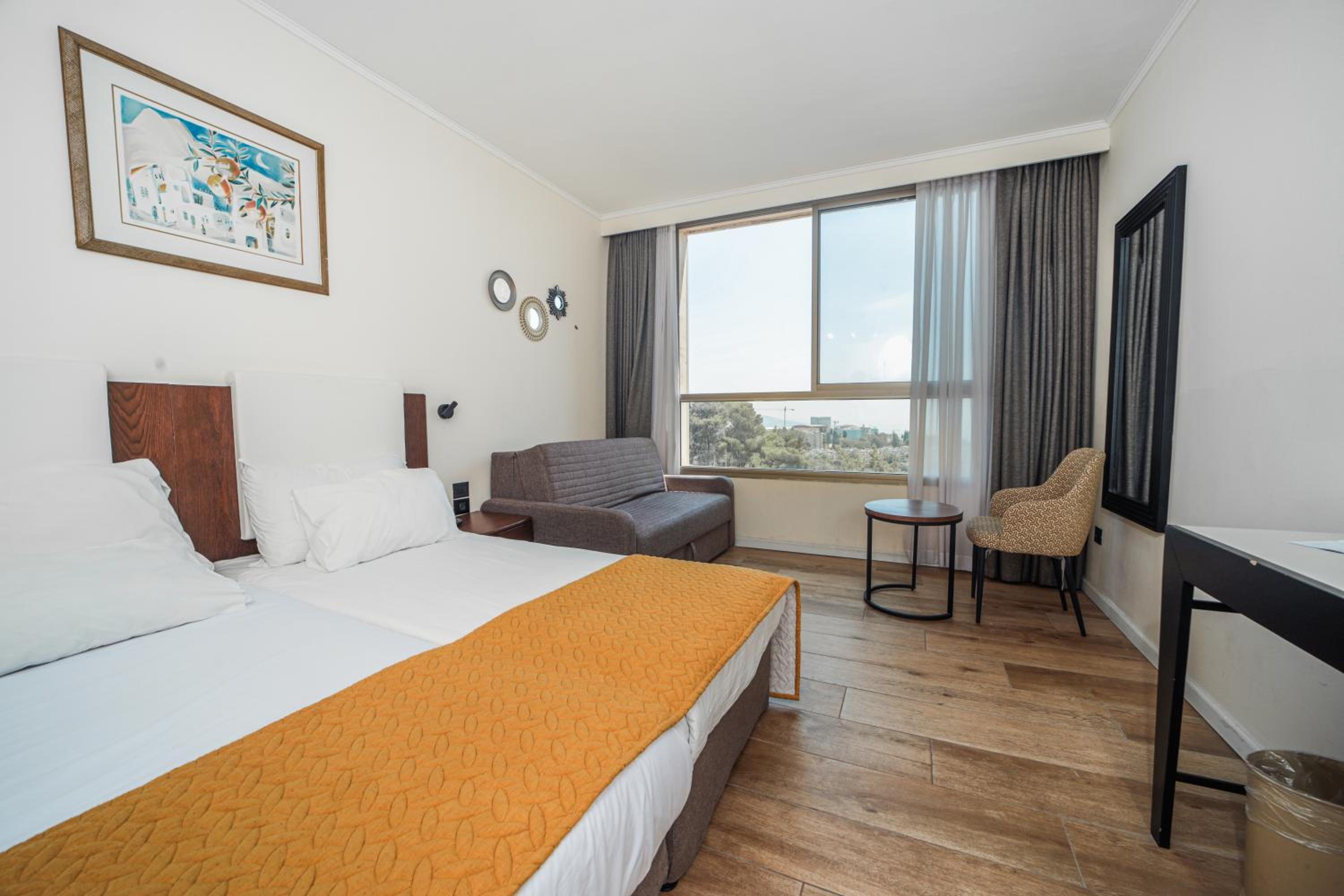Standard Twin Room photo 2