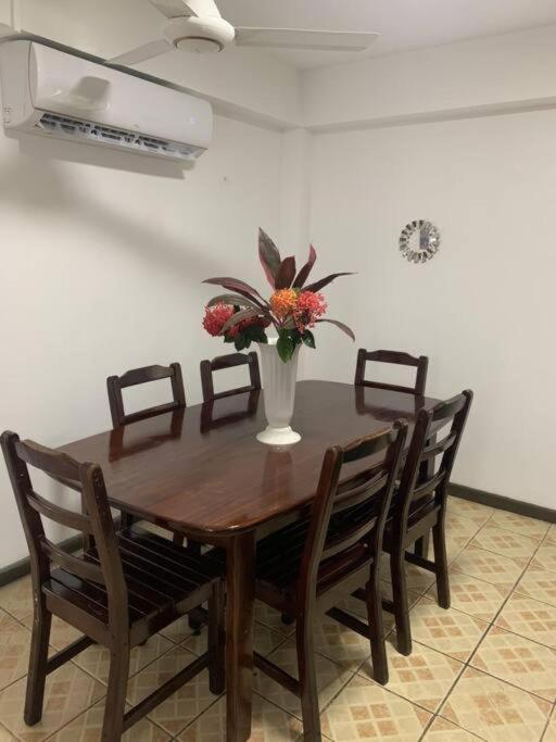 Three-Bedroom House photo 1