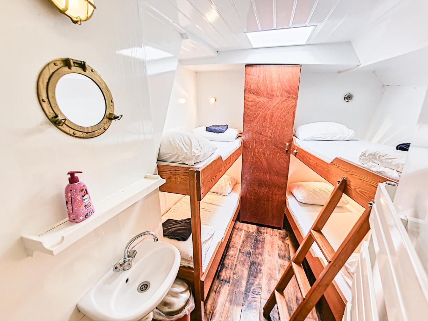Quadruple Room With Bathroom