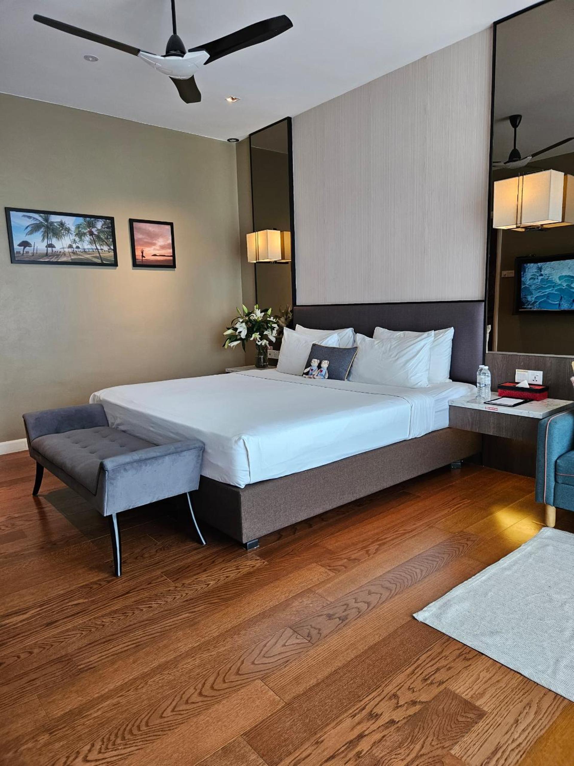 Executive Pool Villa