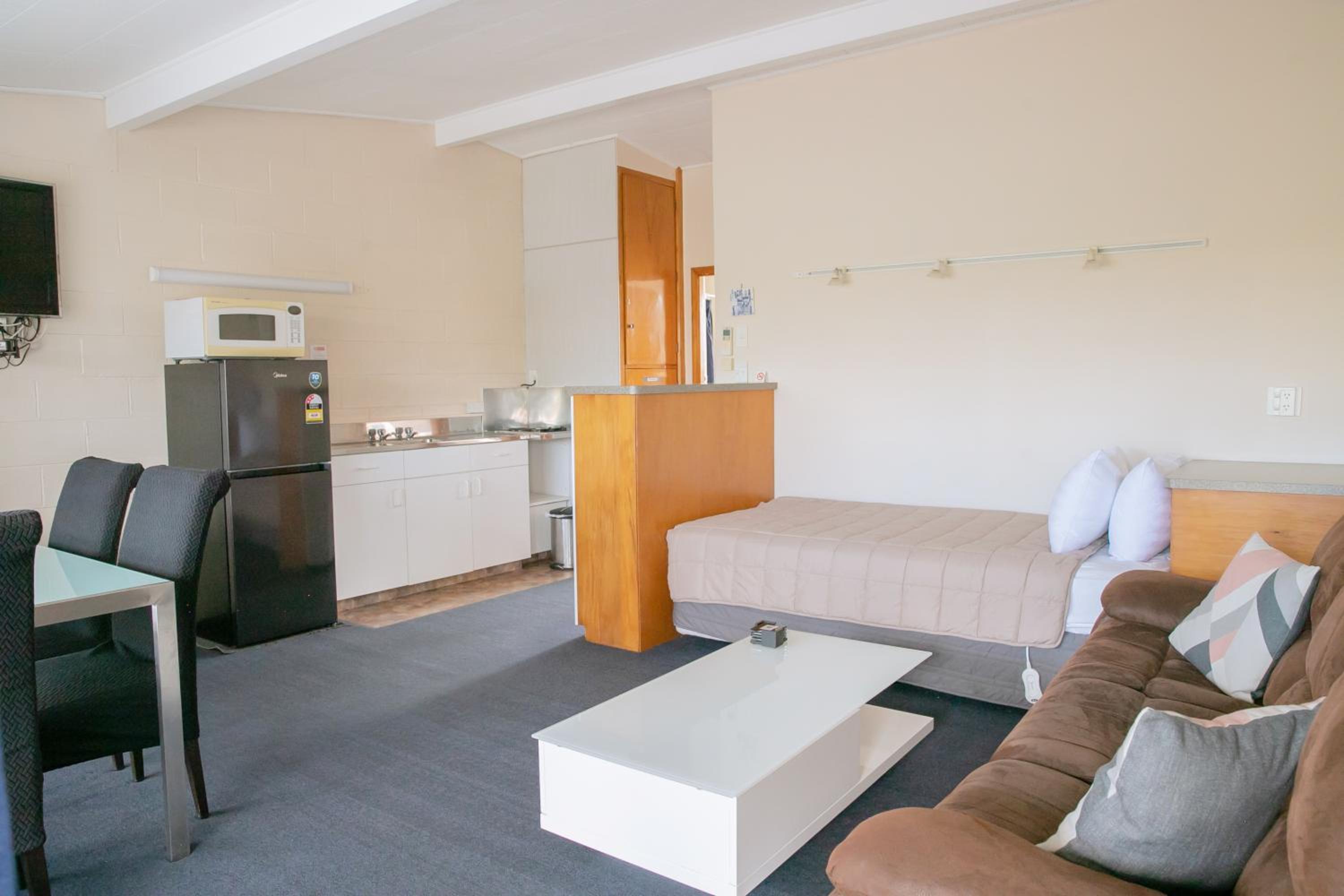 Deluxe Family Suite