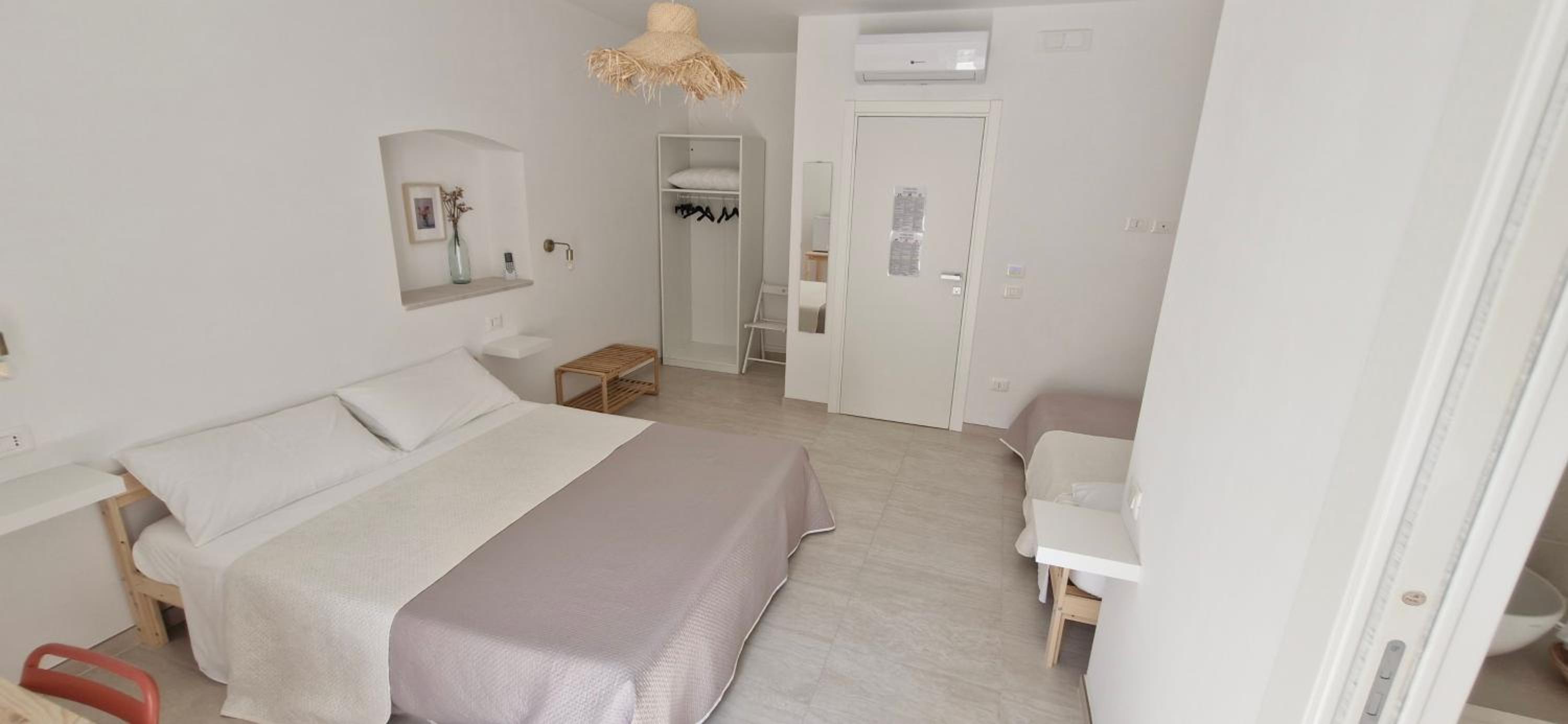 Triple Room with Private Bathroom photo 1