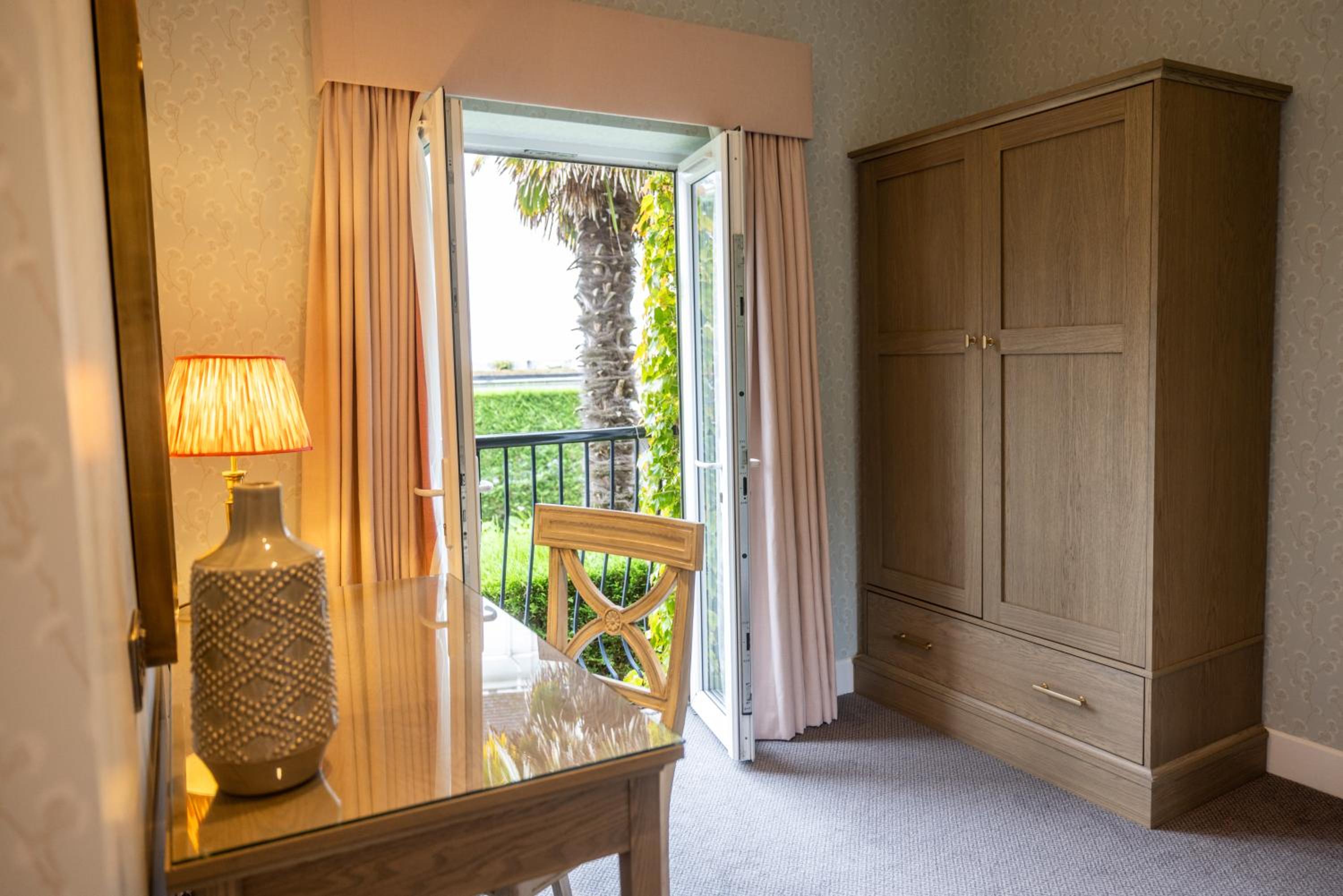 Suite - Photo 4