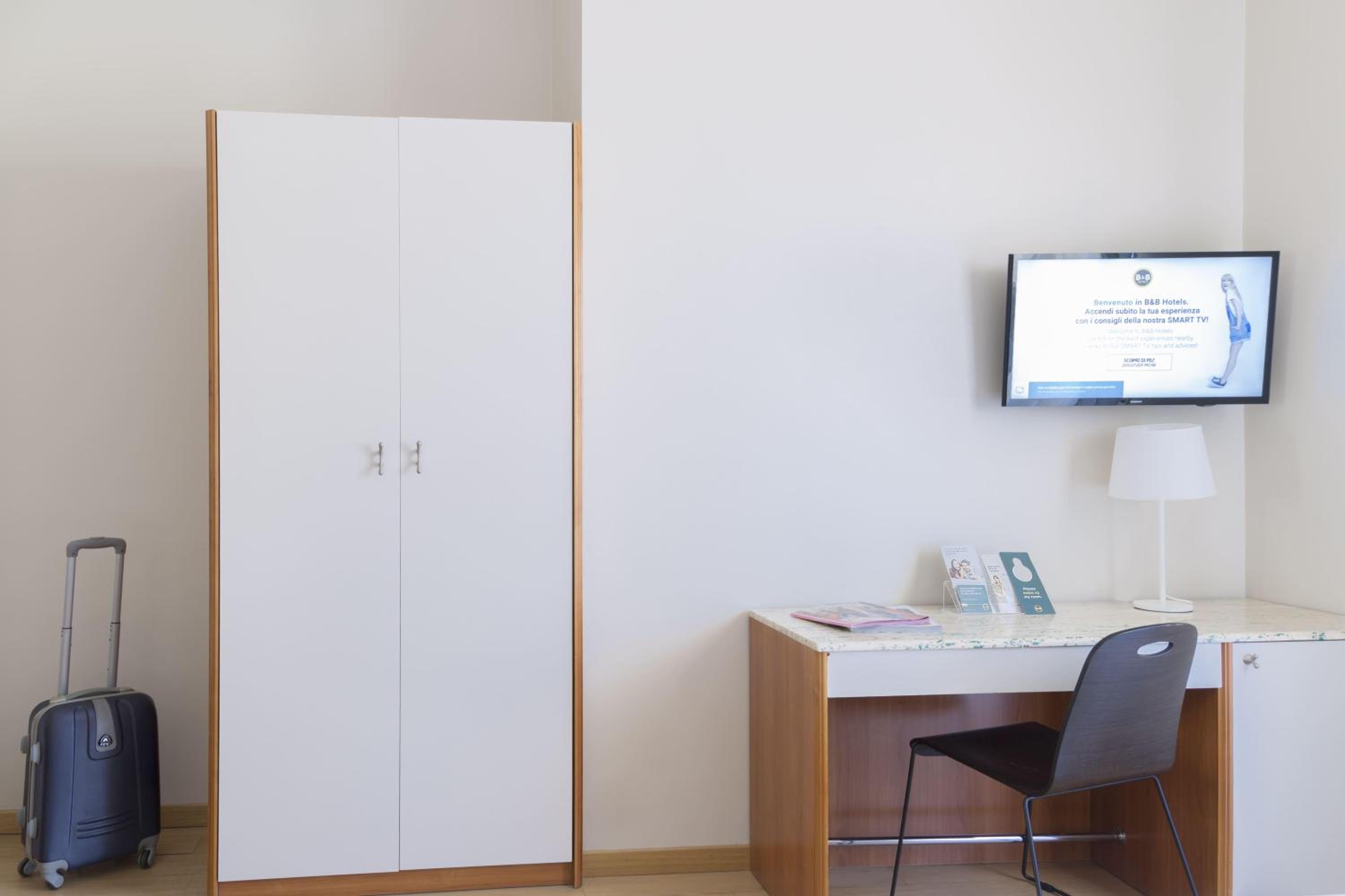 Triple Room - Photo 8