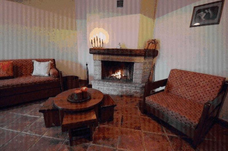 Suite with Fireplace - Photo 2
