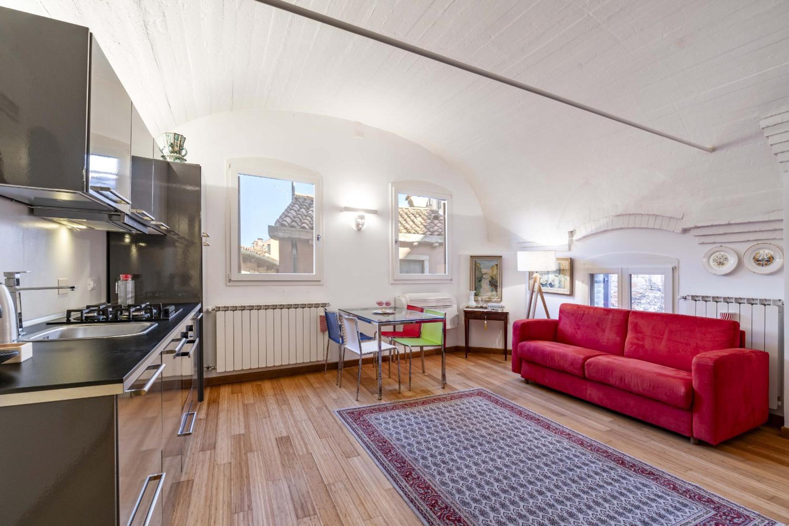 Apartment photo 1
