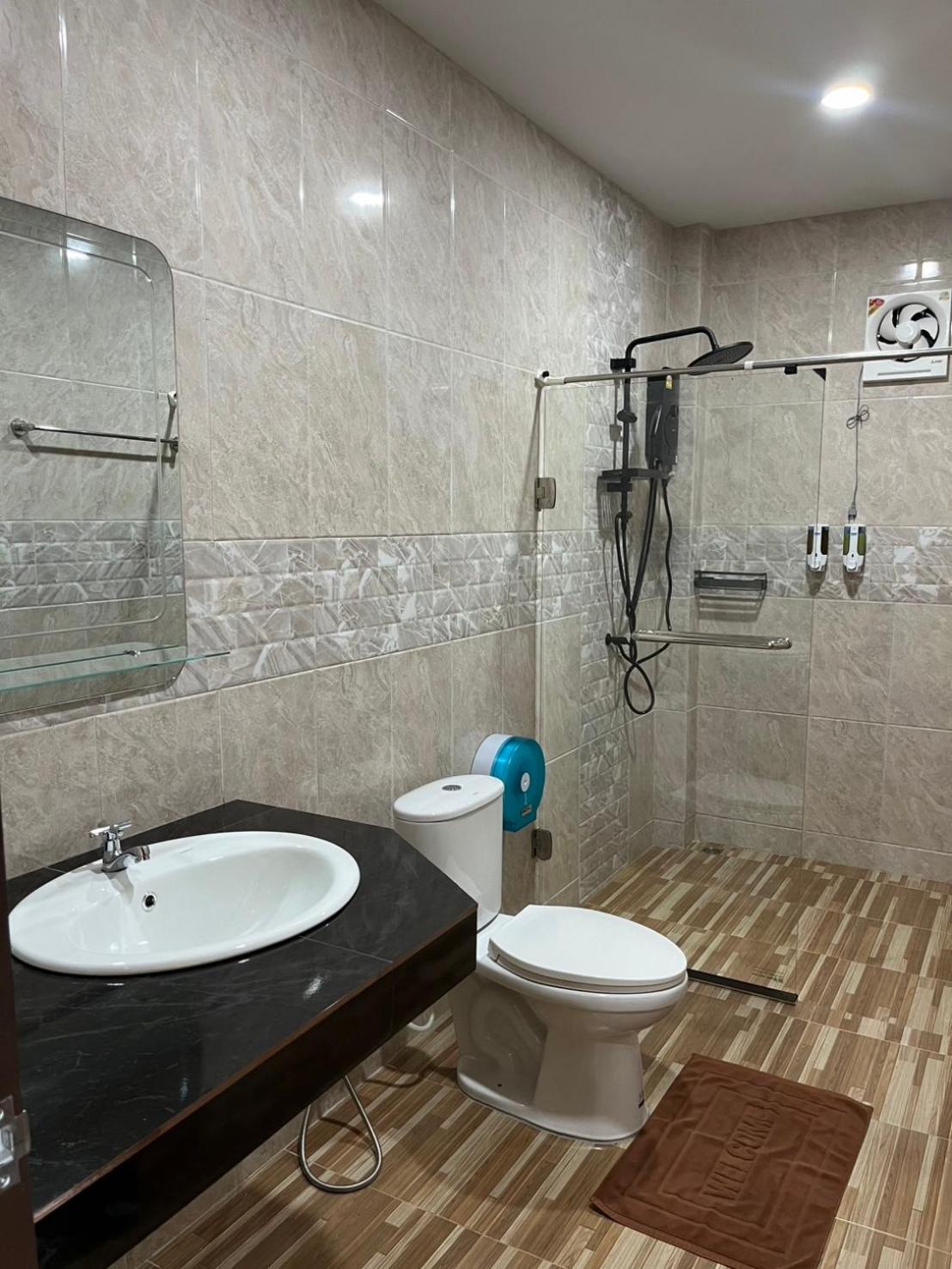Bungalow with Air Conditioning photo 2