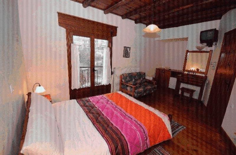 Standard Double or Twin Room - Photo 1