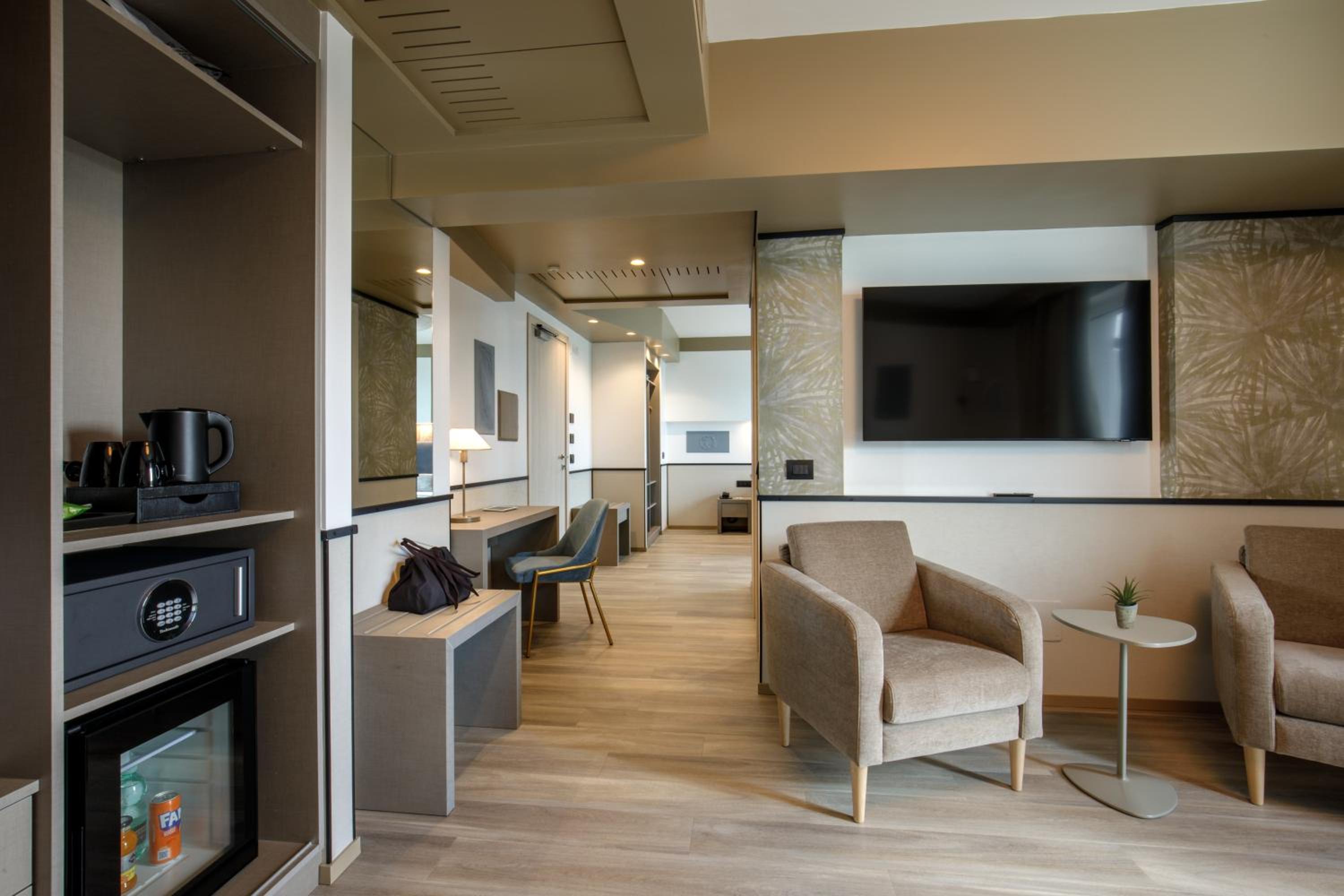 Superior Family Room
