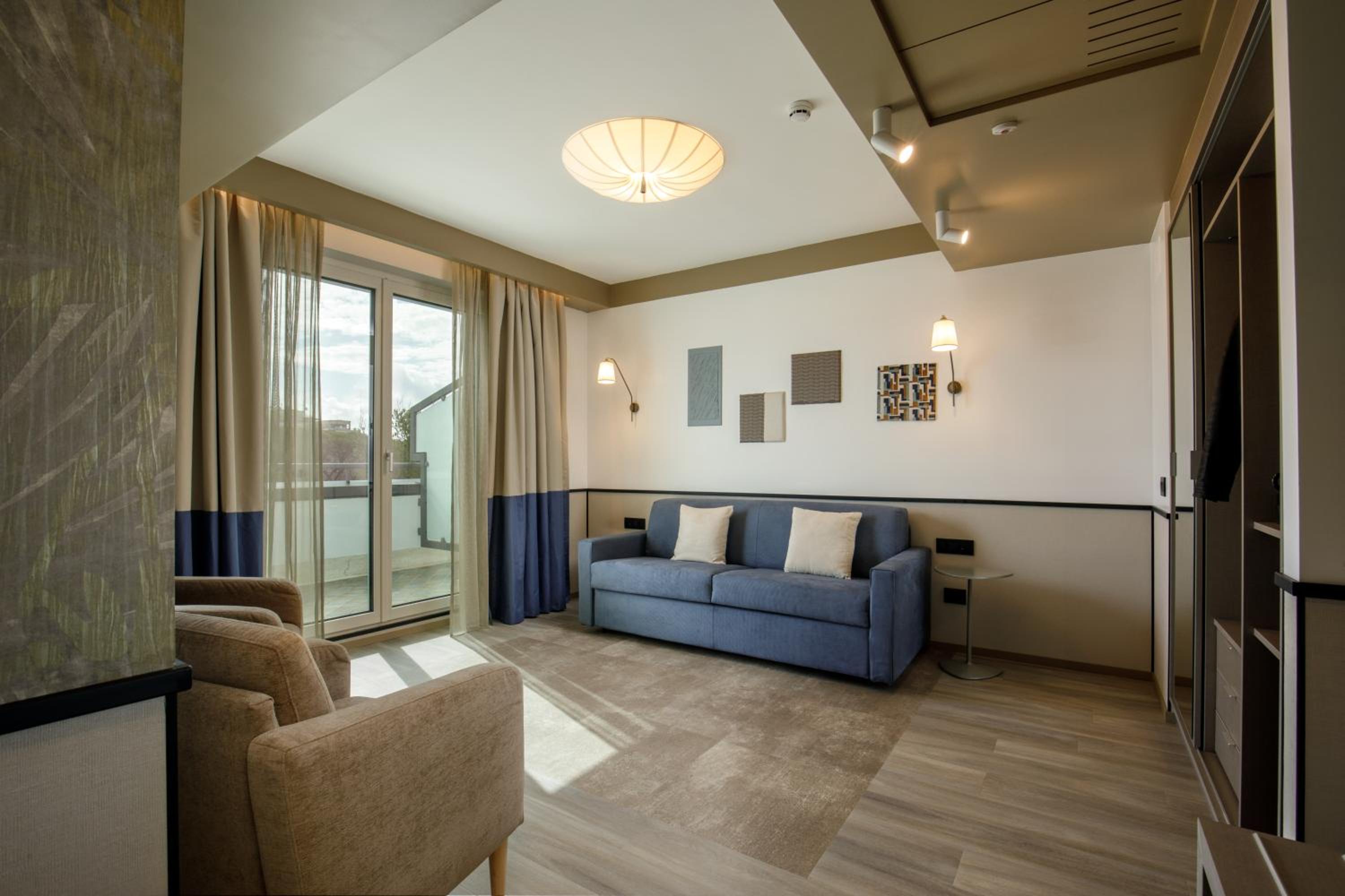 Superior Family Room