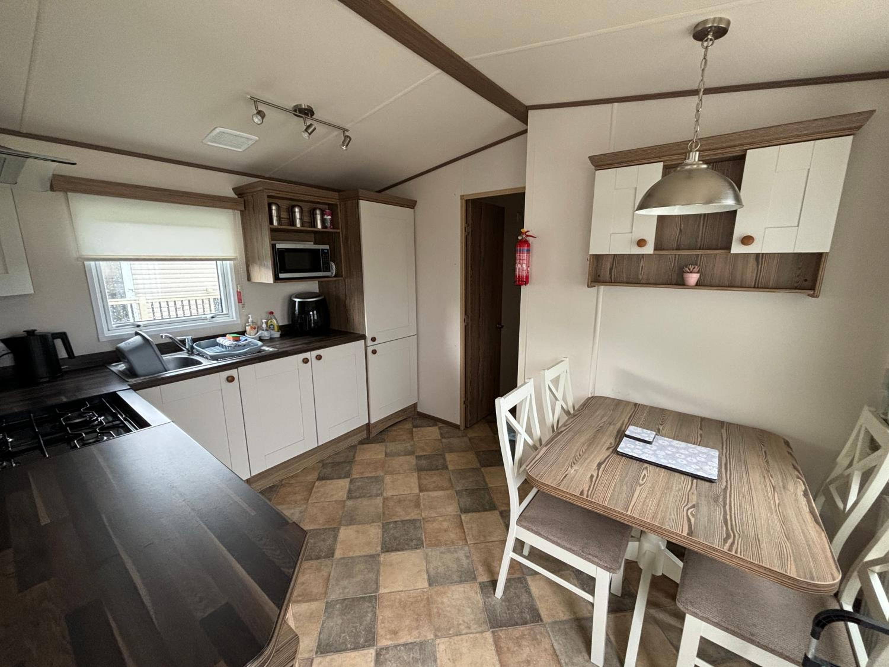 Three-Bedroom House photo 2