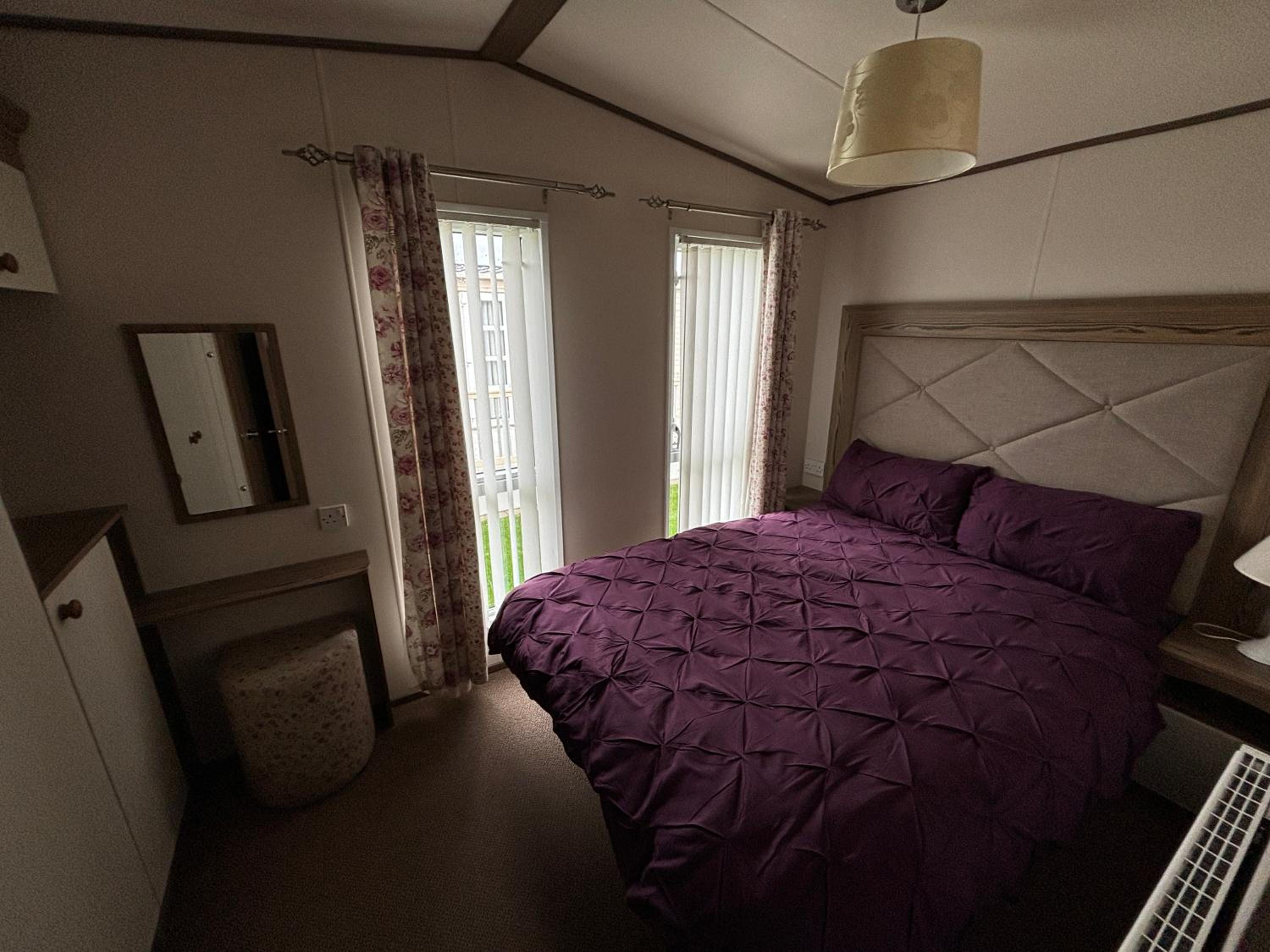 Three-Bedroom House photo 3