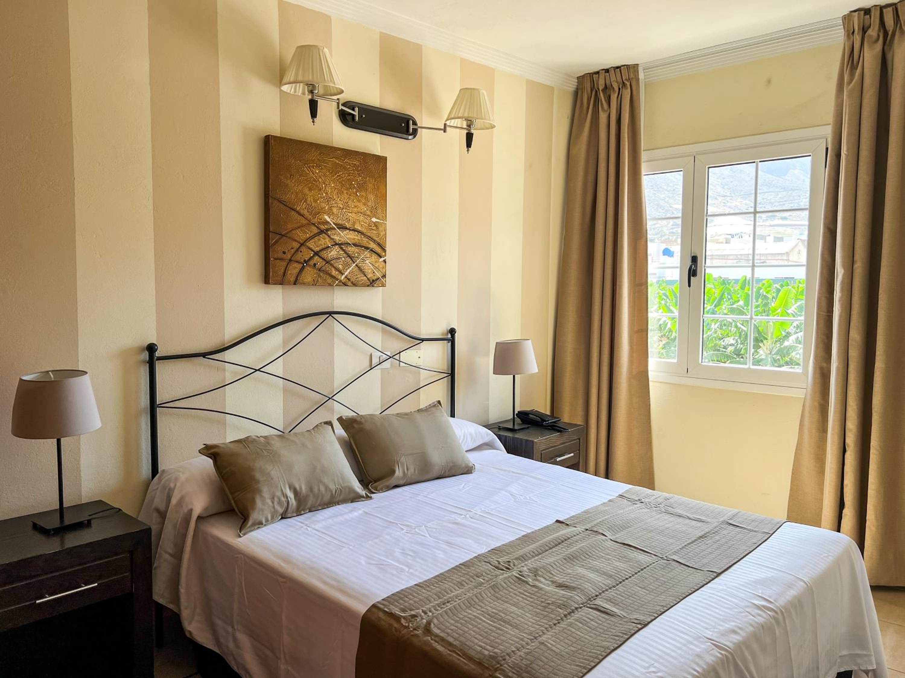 1-bedroom Suite
