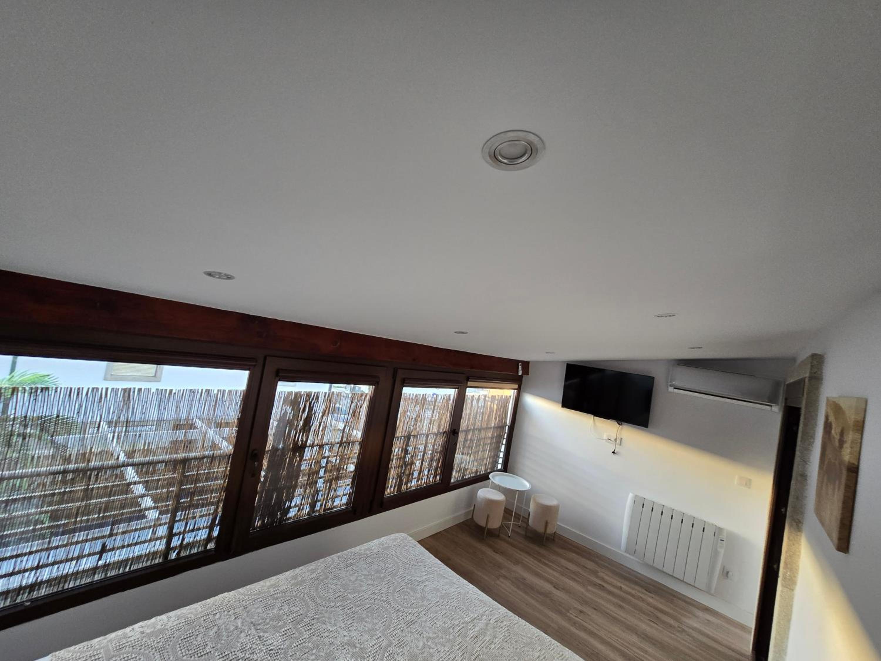 Four-Bedroom House photo 2