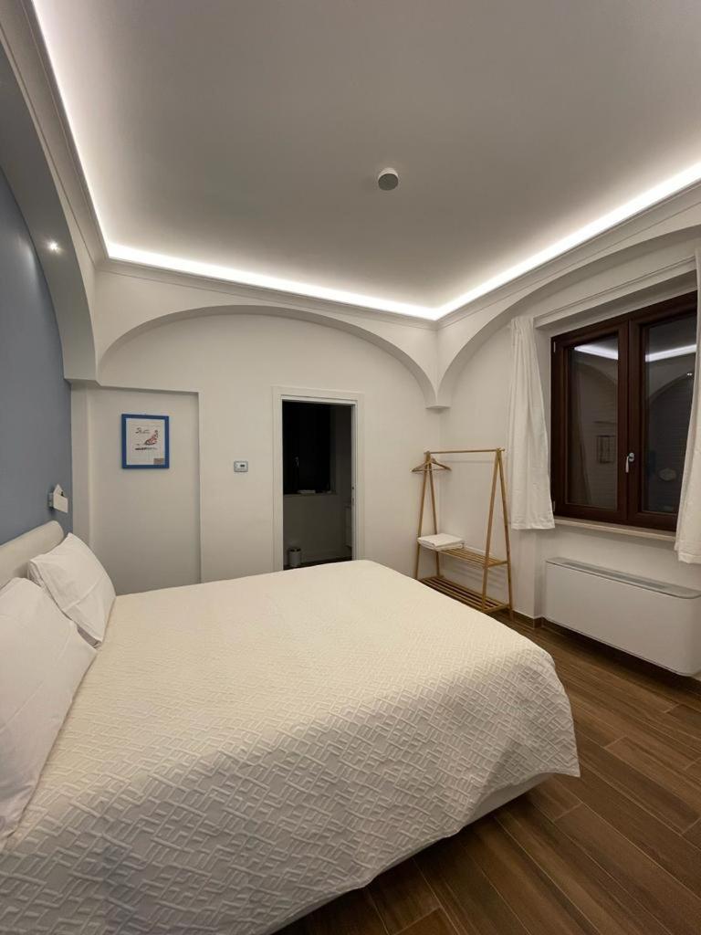 Economy Double Room photo 2