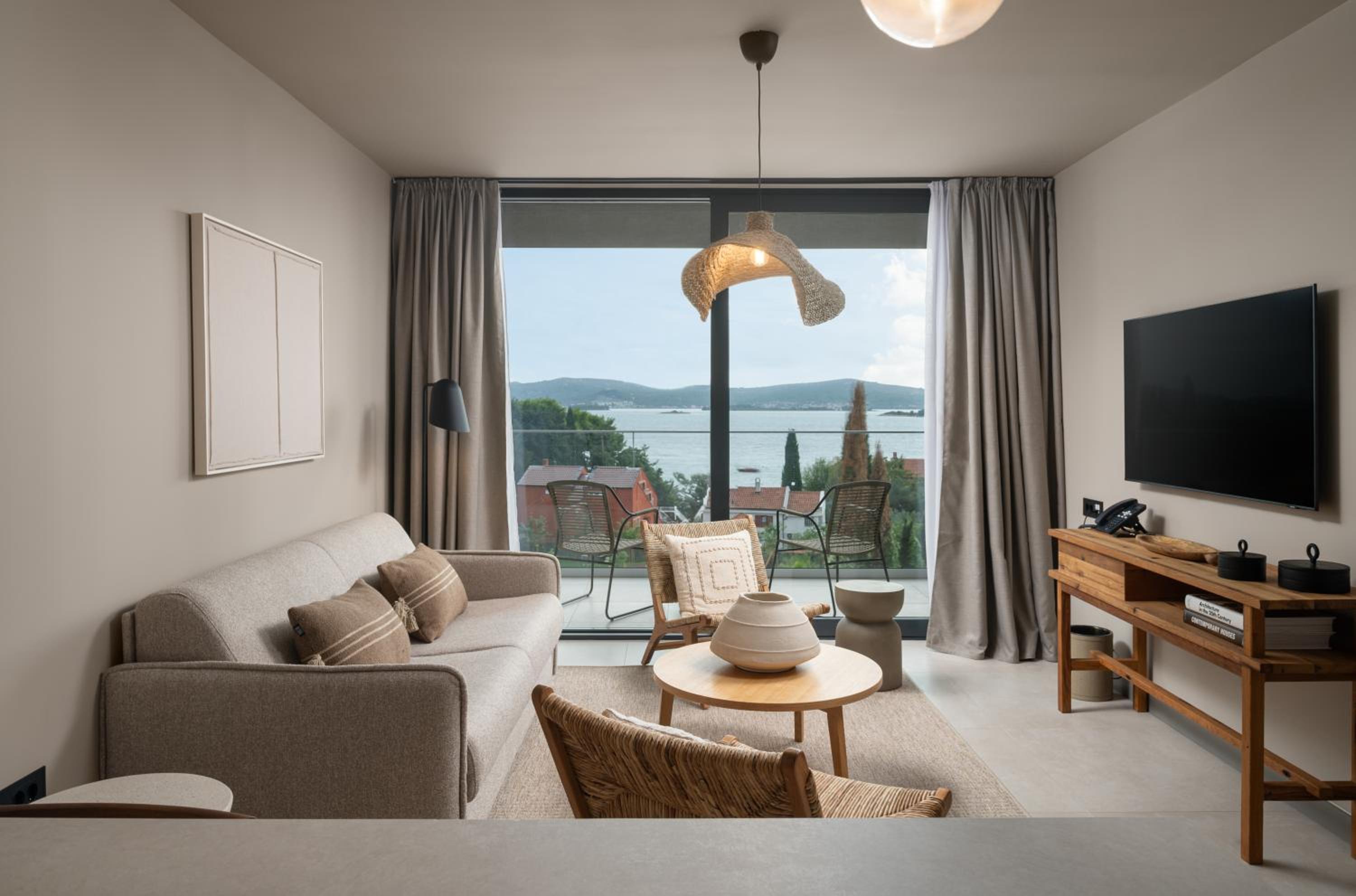 Superior Family Suite with Sea View - Photo 4