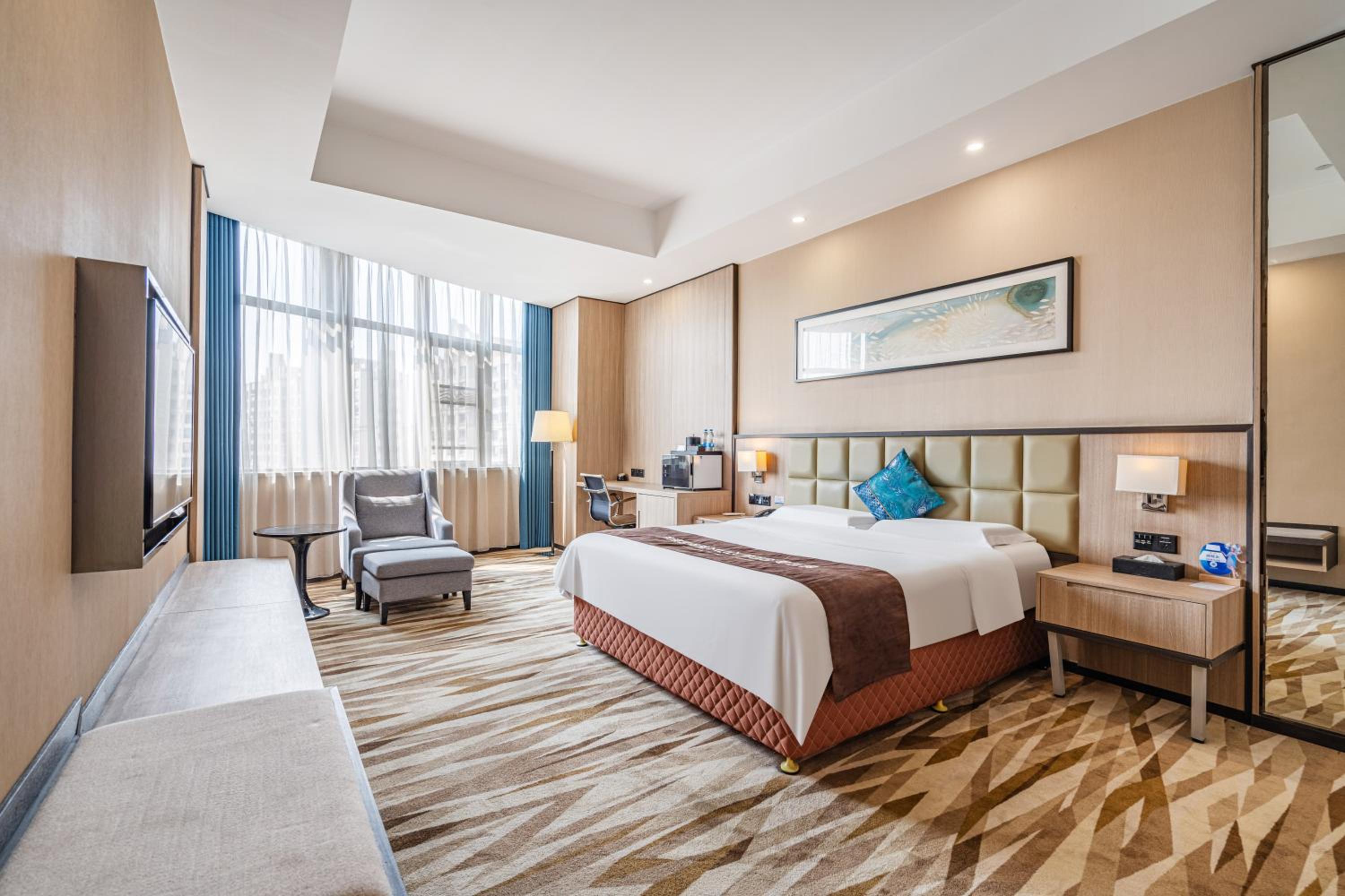 Superior King Room