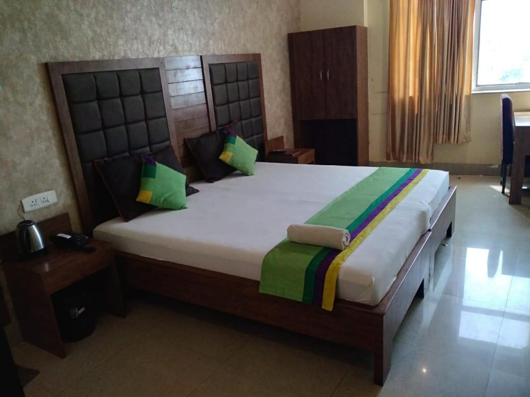 Standard Double Room photo 2