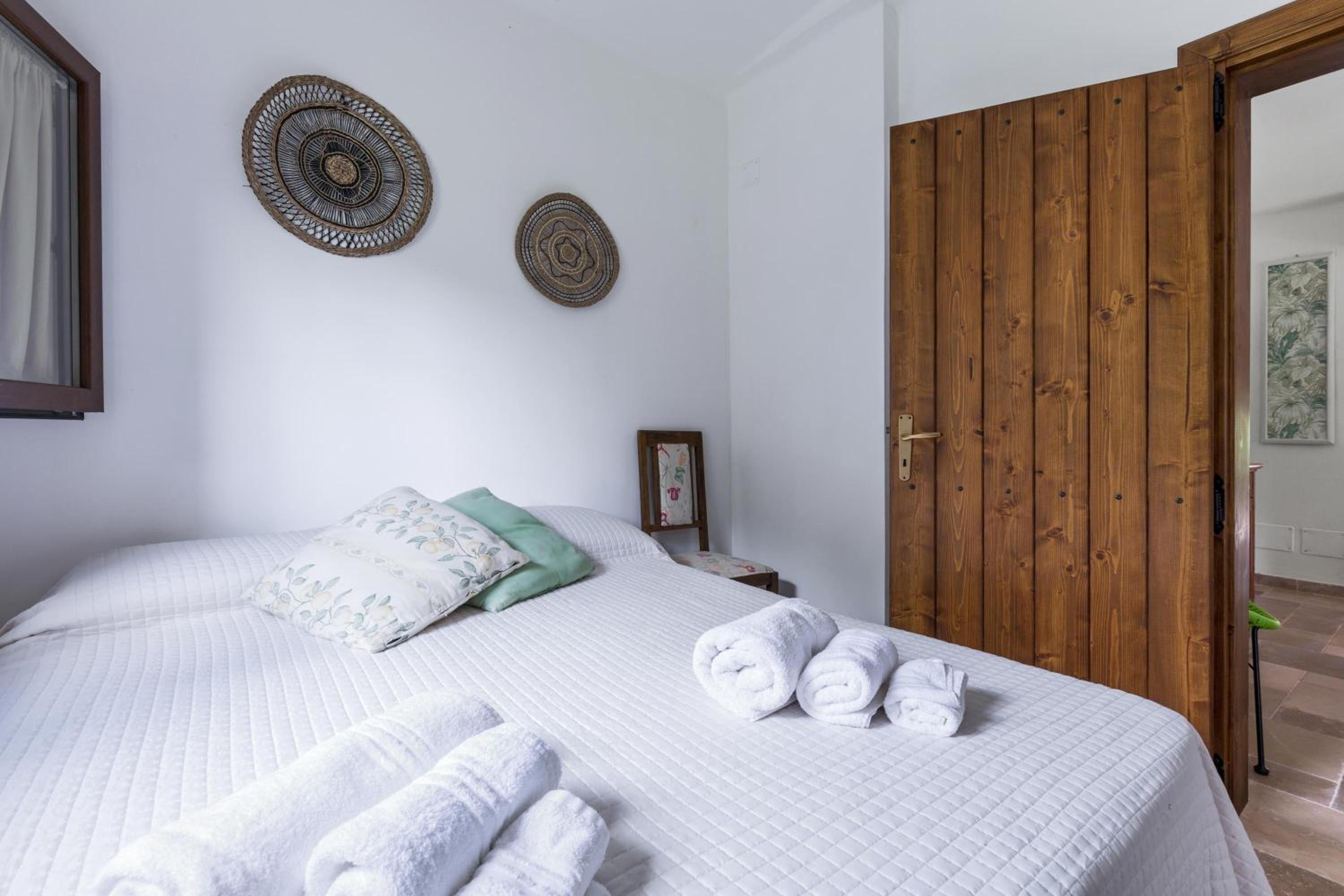 Three-Bedroom Villa photo 1