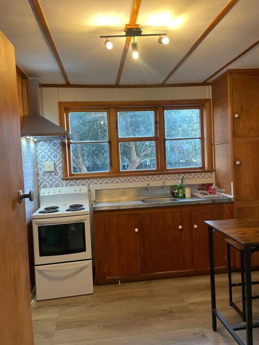 Two-Bedroom House photo 2