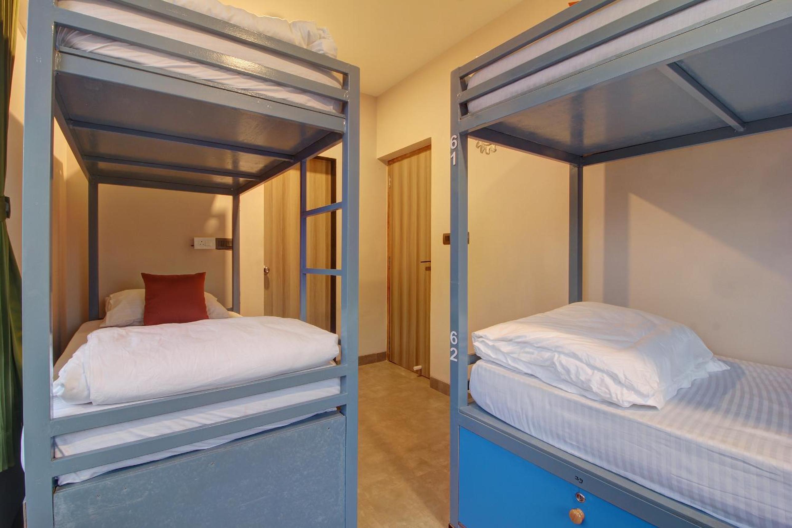 Bed In 4-Bed Female Dormitory Room photo 2