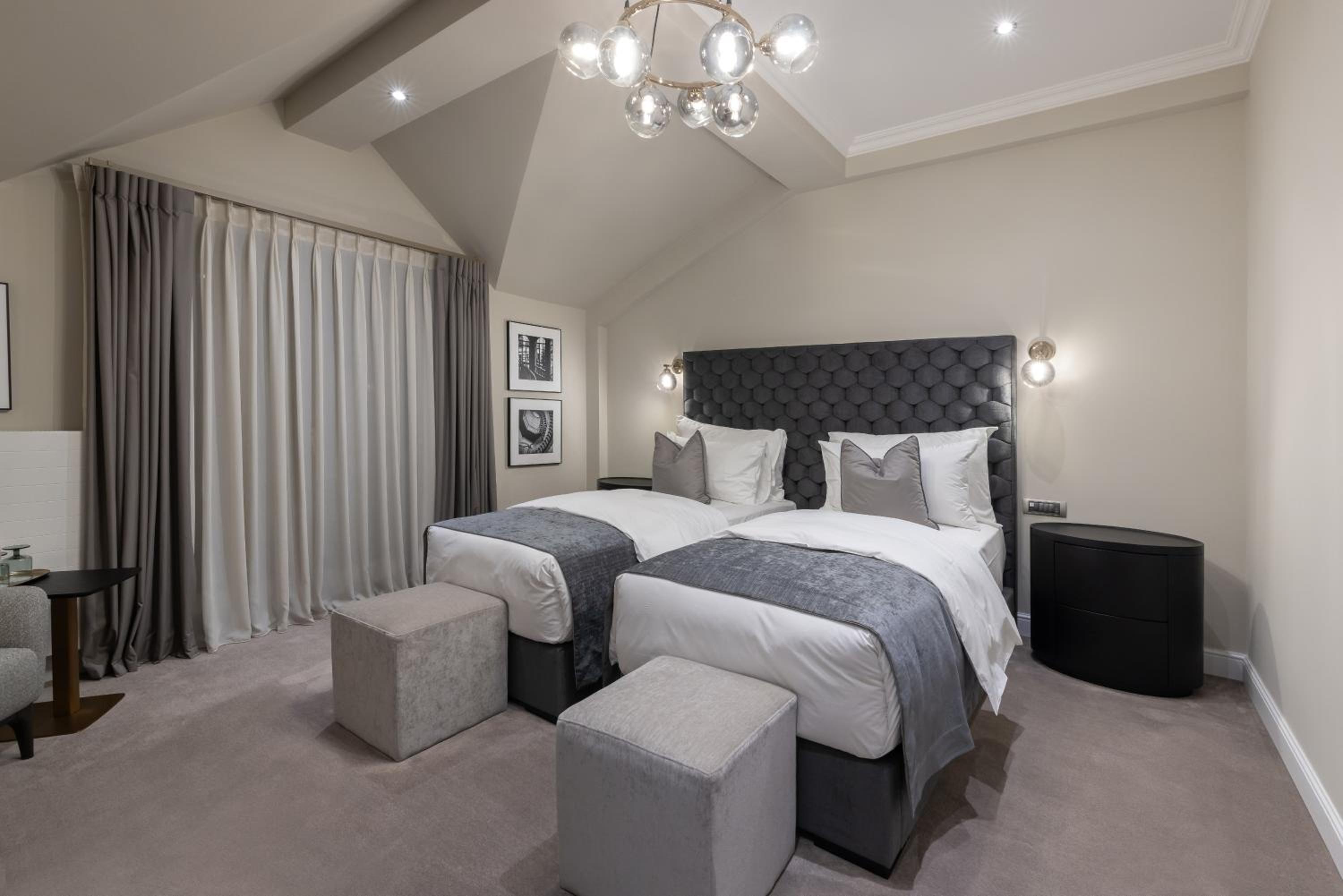 Twin Room with Balcony photo 1
