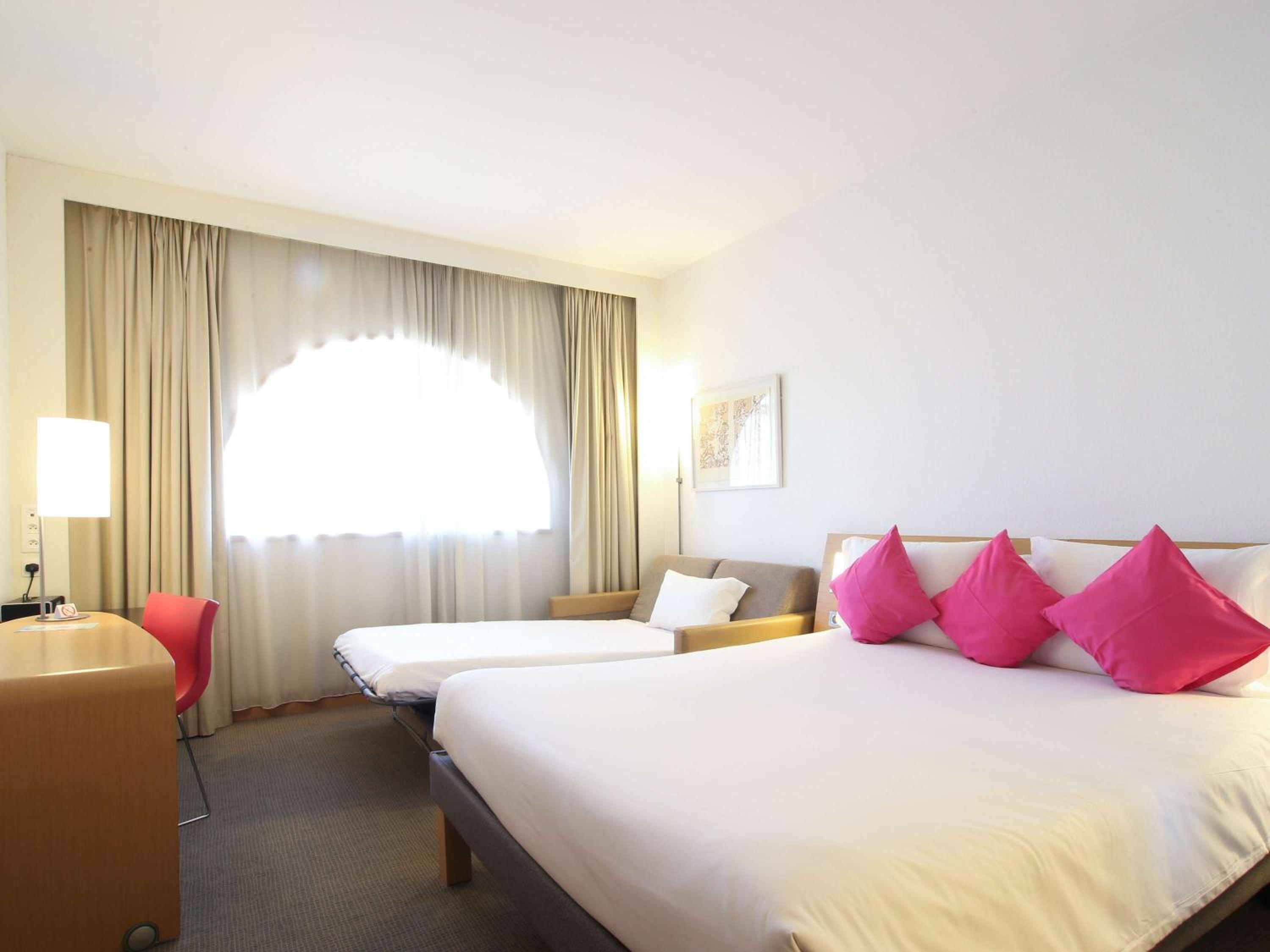 Superior Double Room and Sofa photo 3