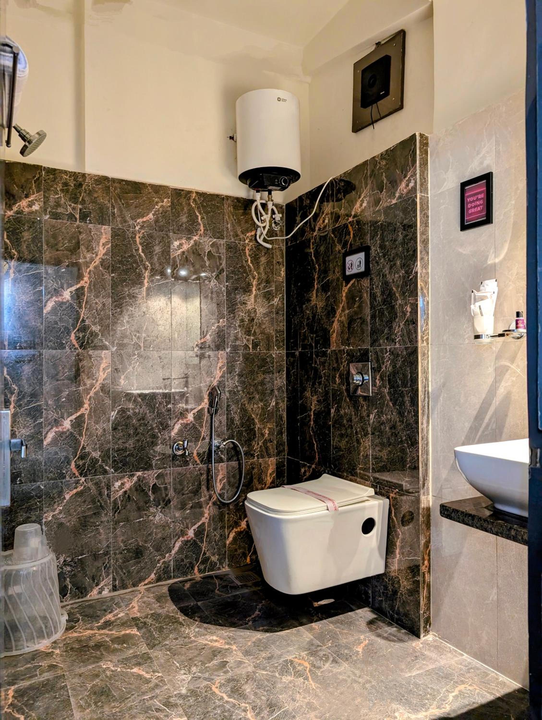 Superior King Room photo 3