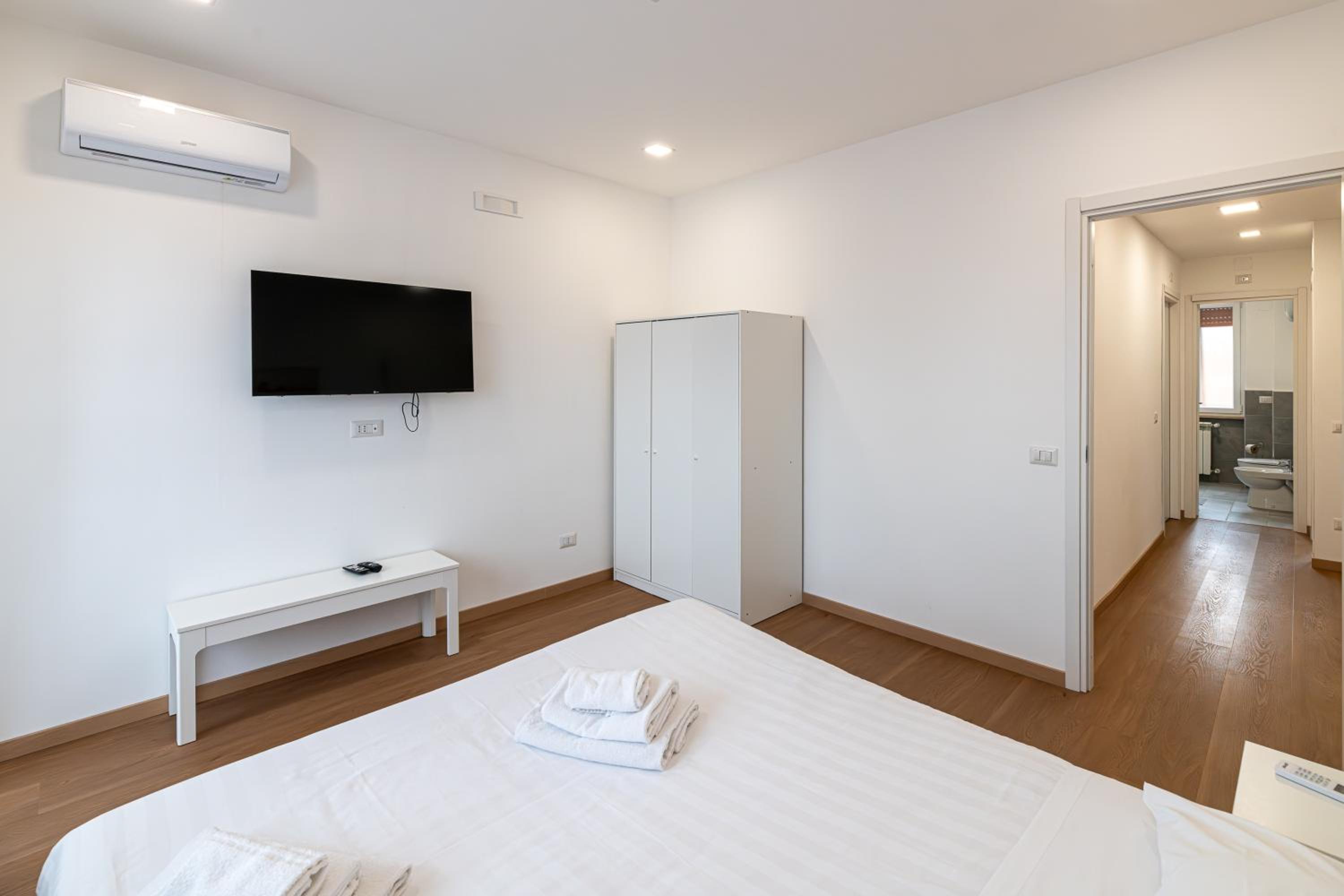 Three-Bedroom Standard Apartment