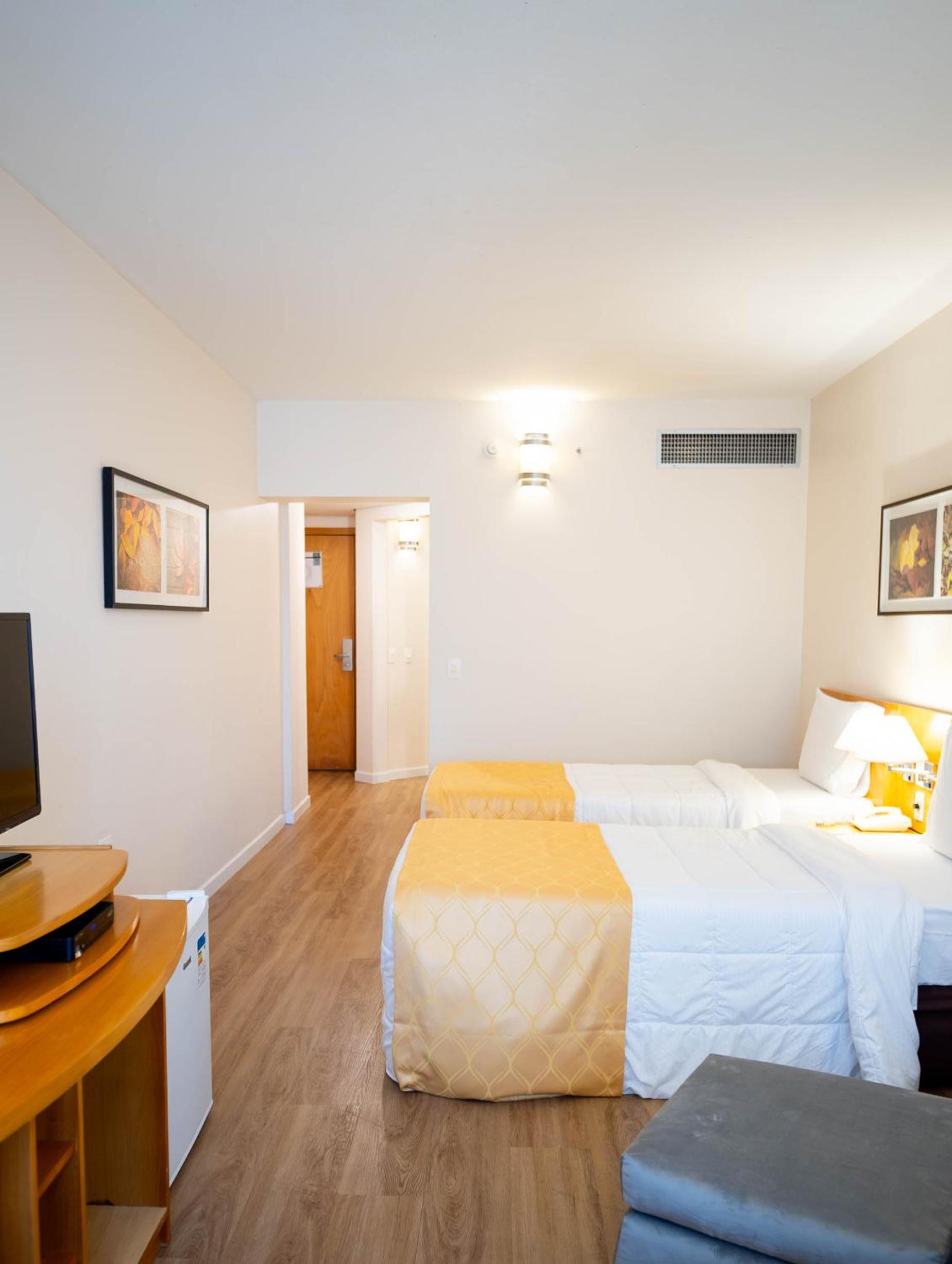 Superior Twin Room photo 1
